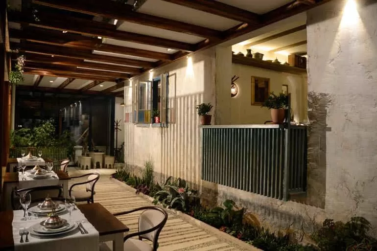 Restaurant/Places to Eat in Rooms Kibe Mahala