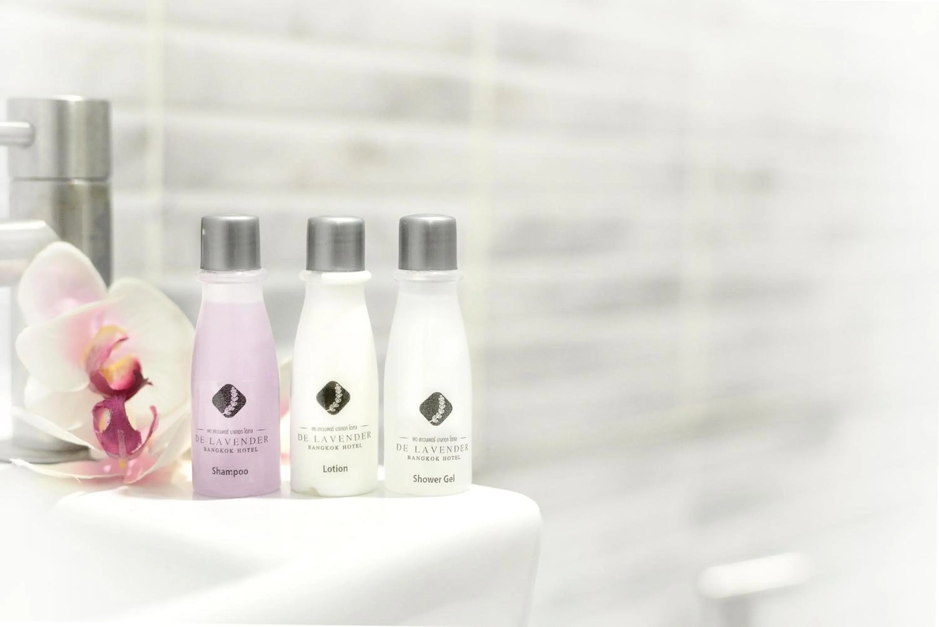 Area and facilities in De Lavender Bangkok Hotel