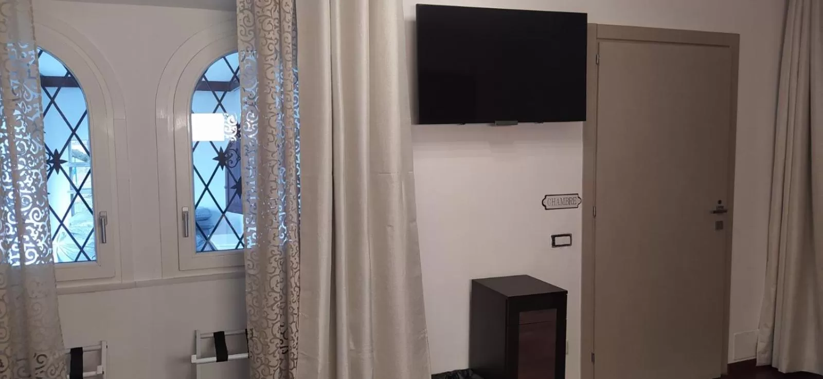 TV and multimedia, TV/Entertainment Center in "La Selvetta" bed and breakfast