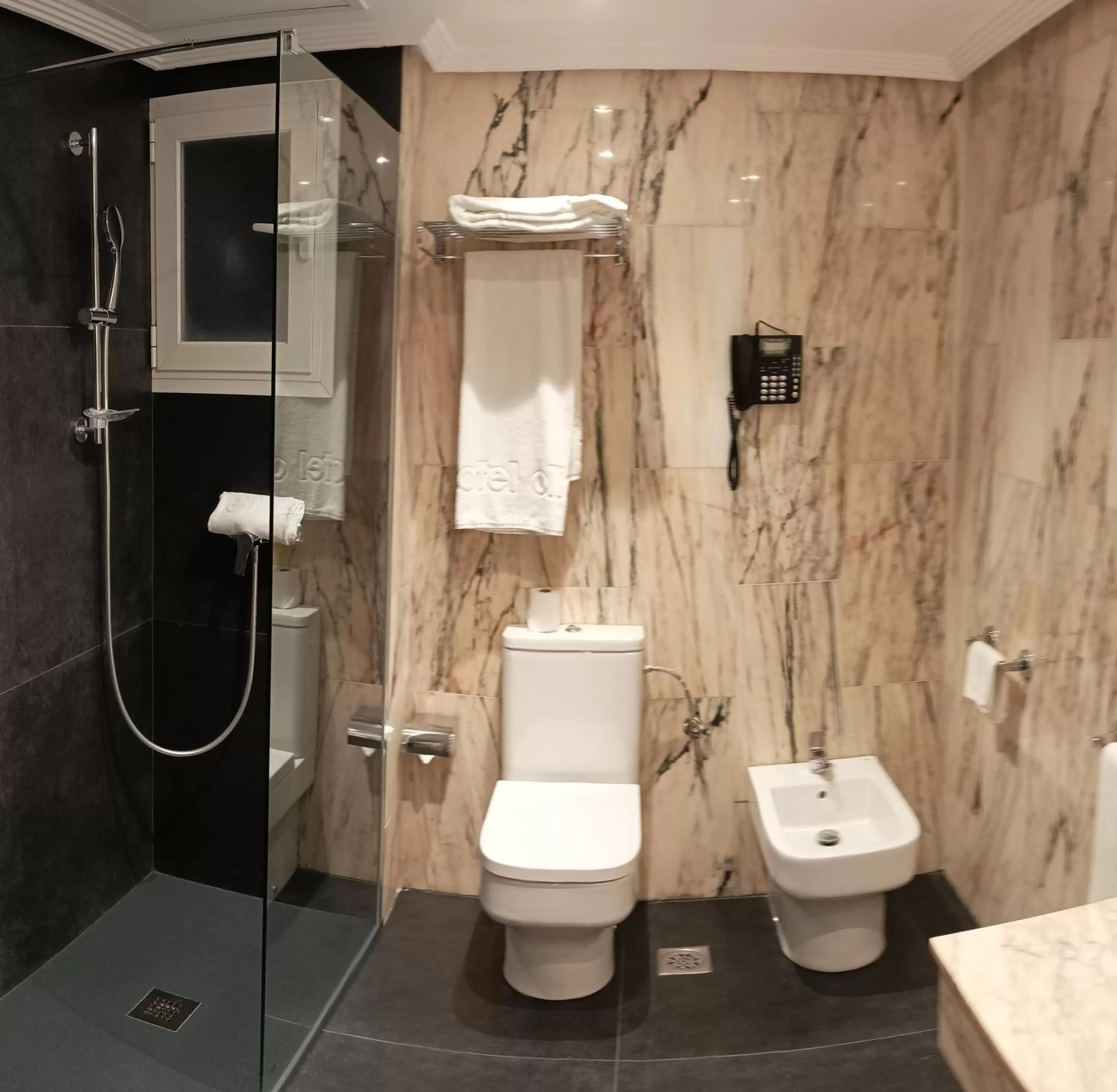 Property building in Hotel Olid