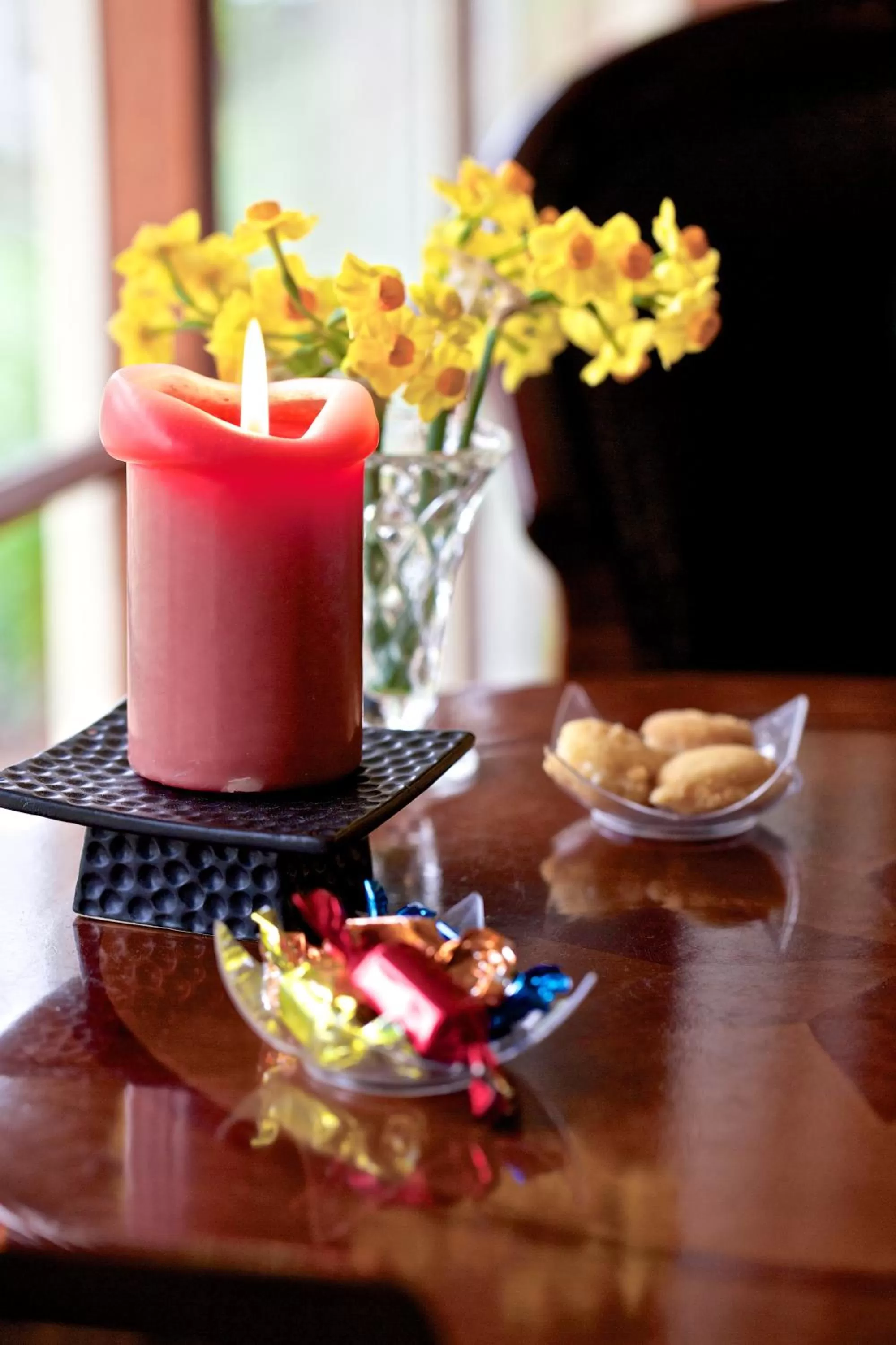 Decorative detail, Drinks in Holly Lane Mews