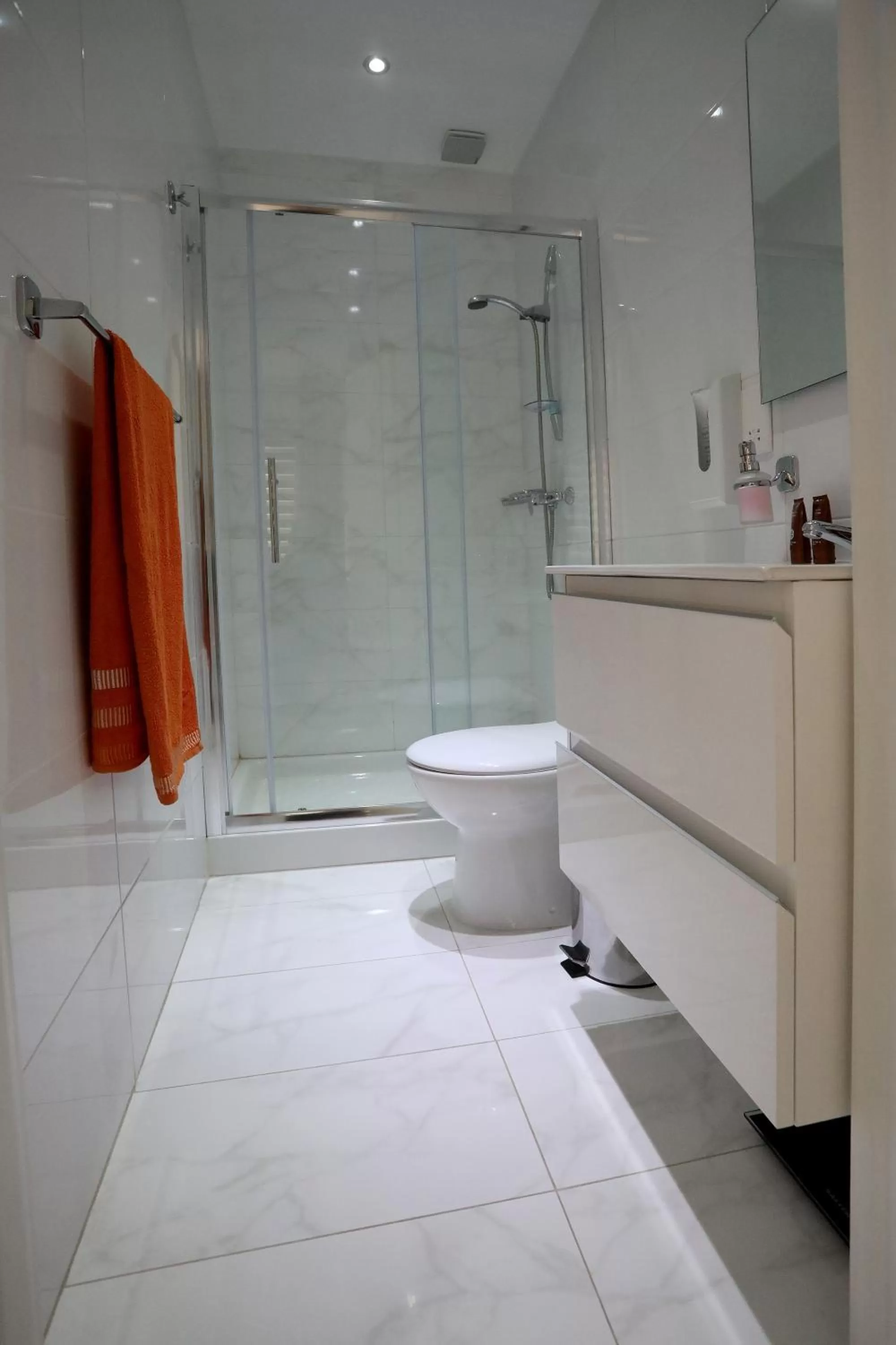 Shower in Escape to St Julians