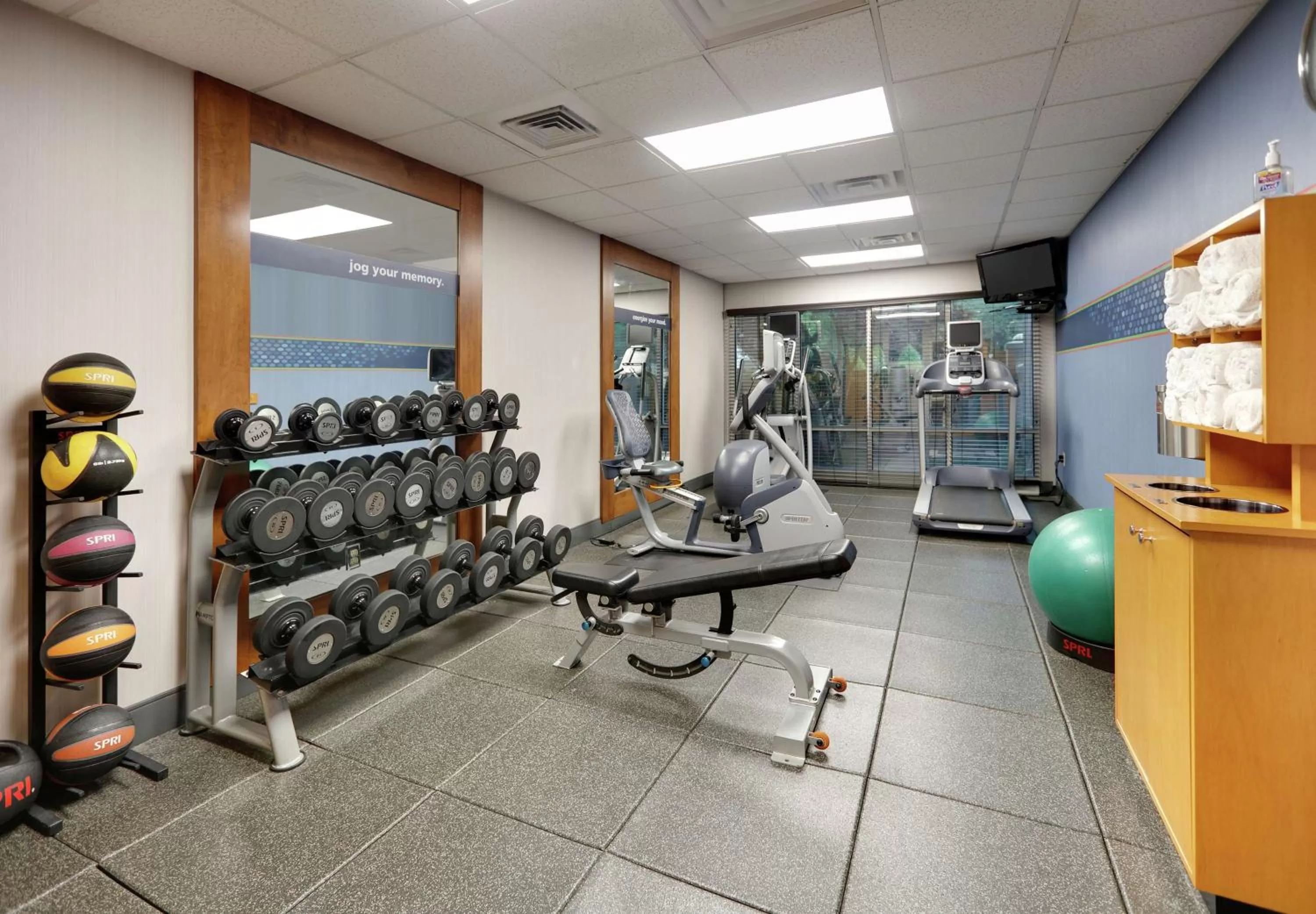 Fitness centre/facilities in Hampton Inn & Suites Mooresville