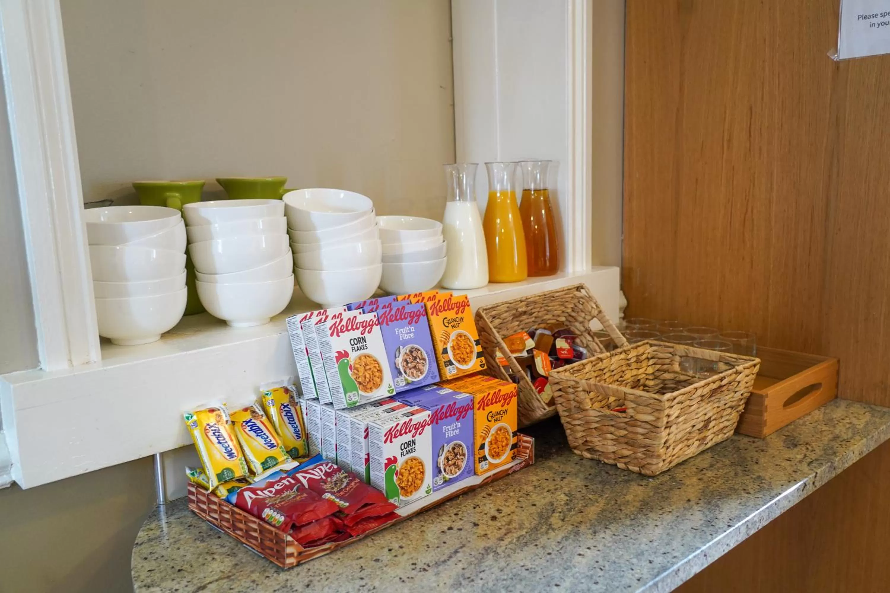 Food and drinks in The Royal Hotel