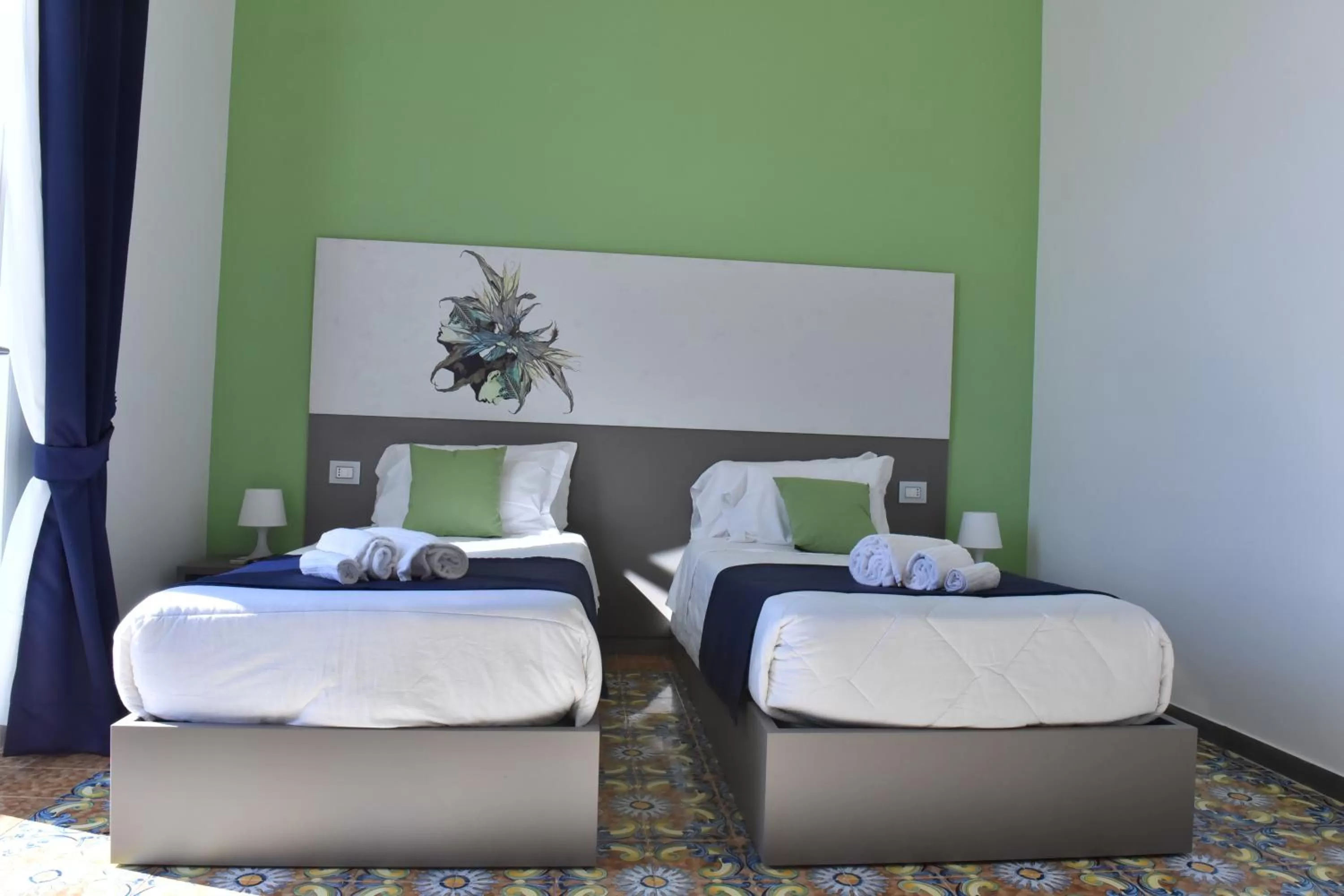 Bed in Specchio di Parthenope B&B