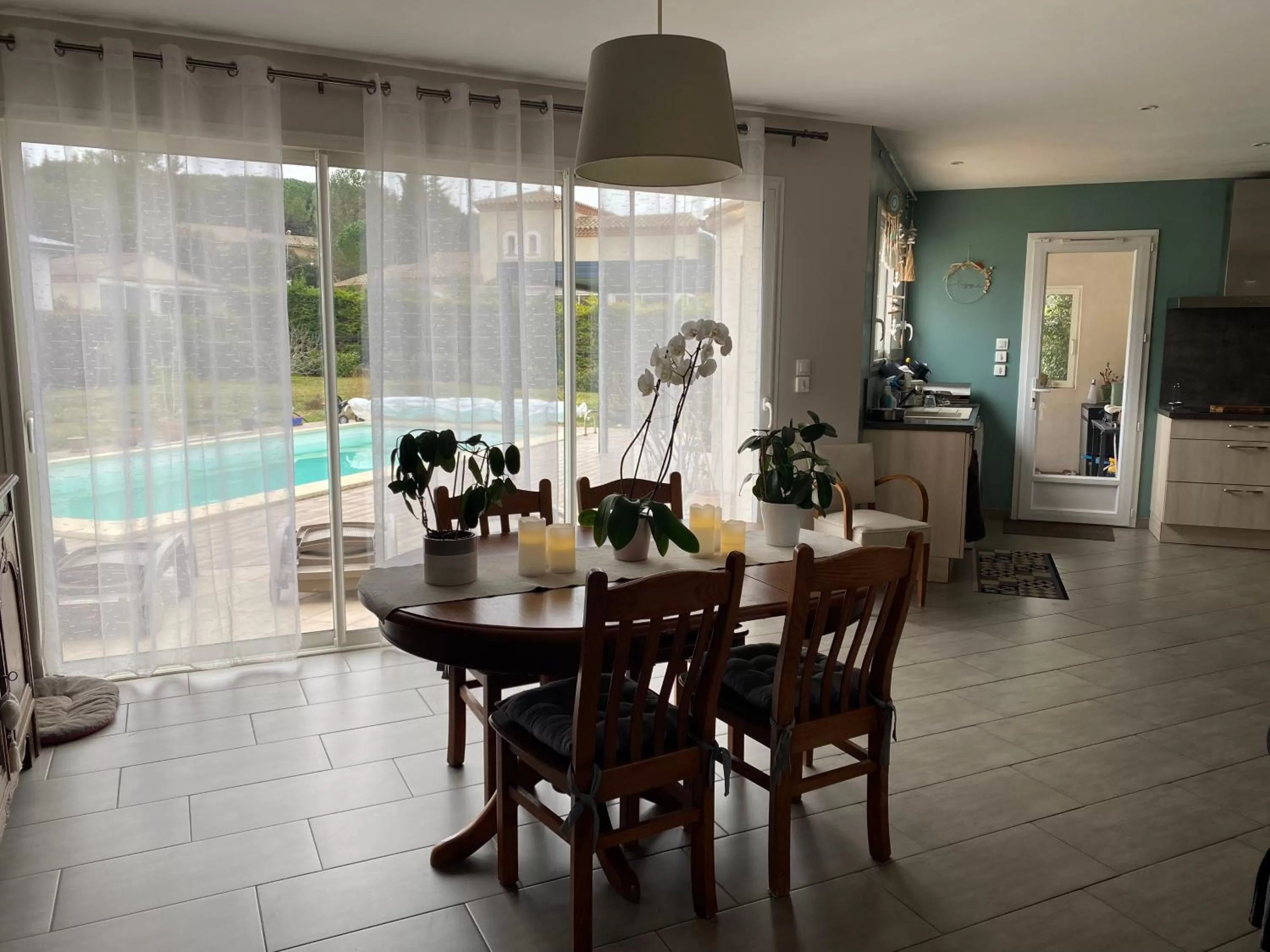 Property building in La Rosela de la Cité