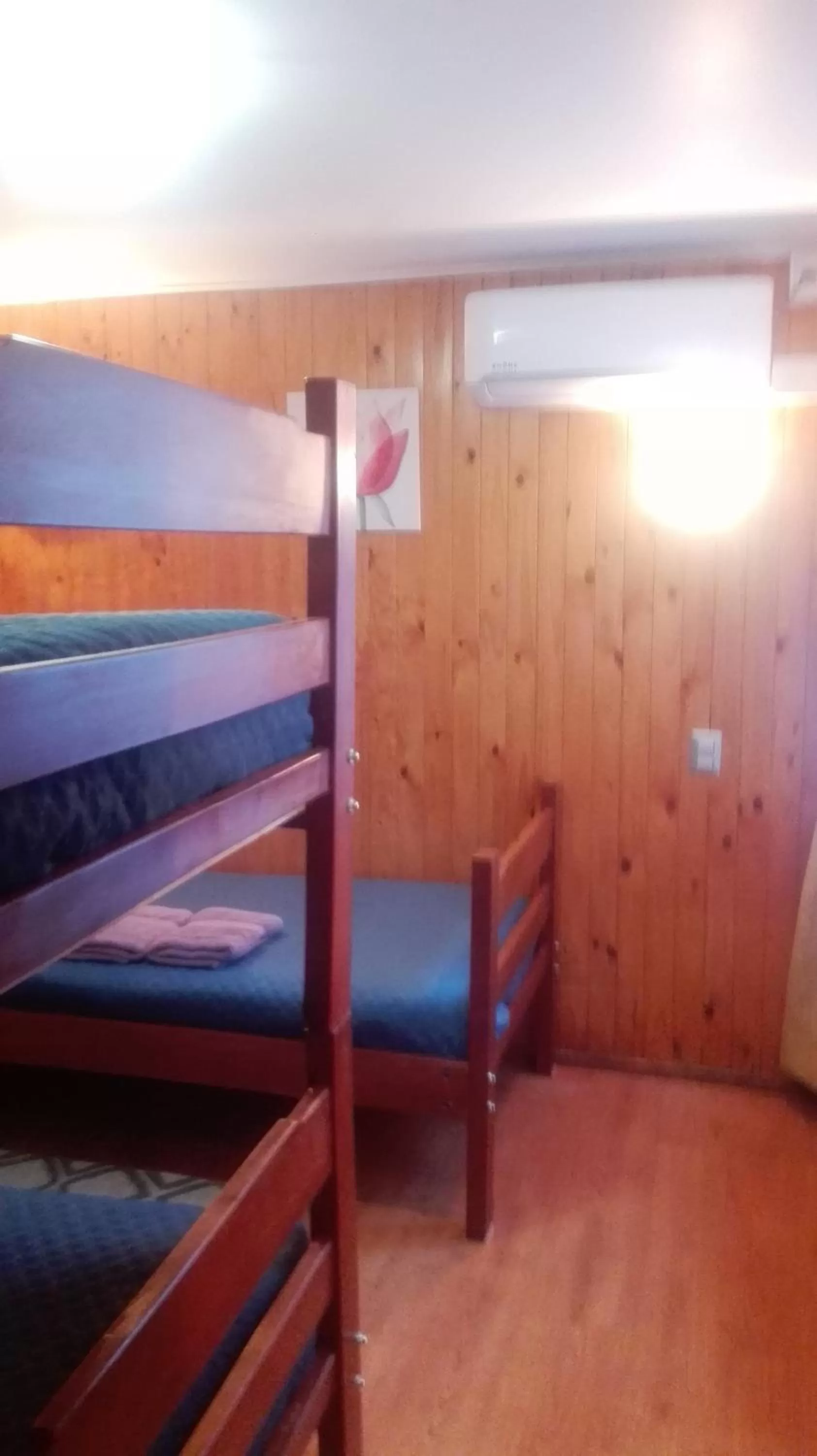 Bunk Bed in Apart-Hotel Colonia-Königsberg ESTACIONAMIENTO Deptos Completos Ubicado En El Centro De Valdivia AIRE ACONDICIONADO
