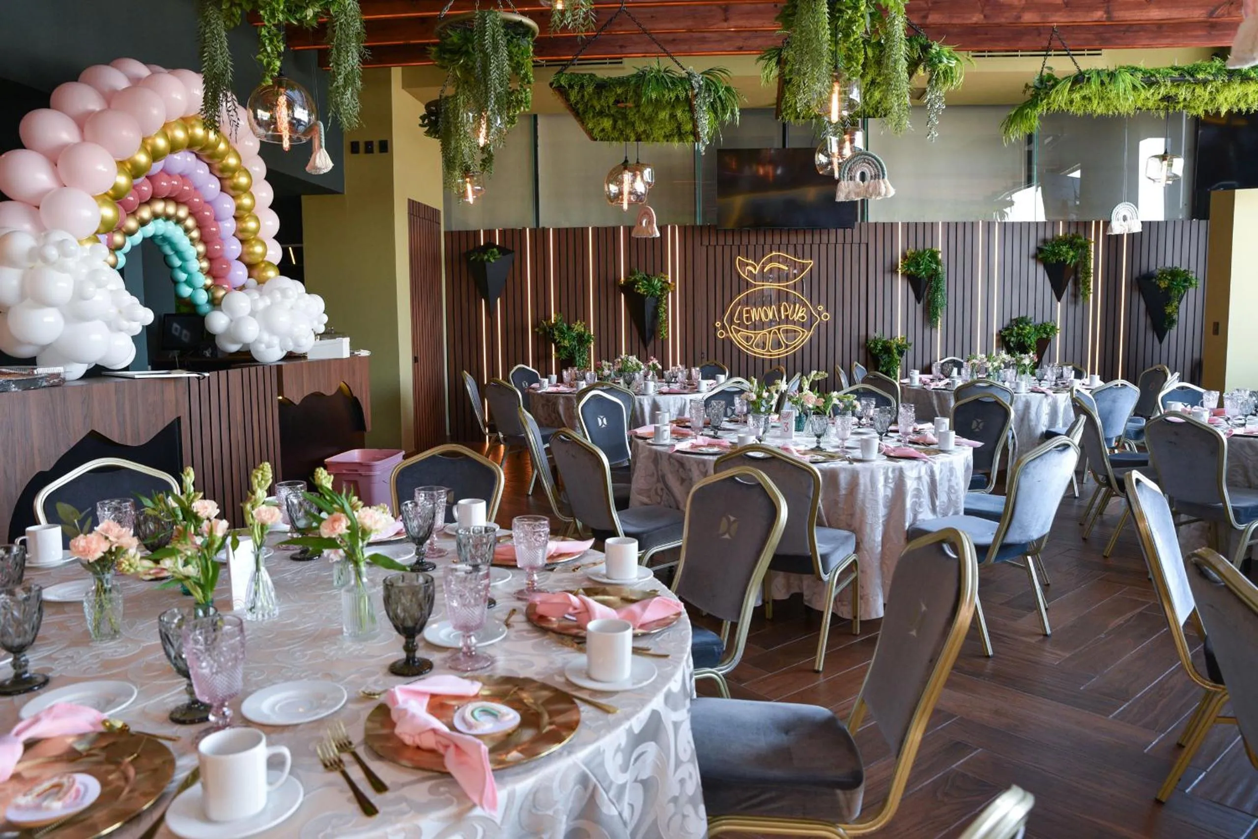 Lounge or bar in Domun Hotel