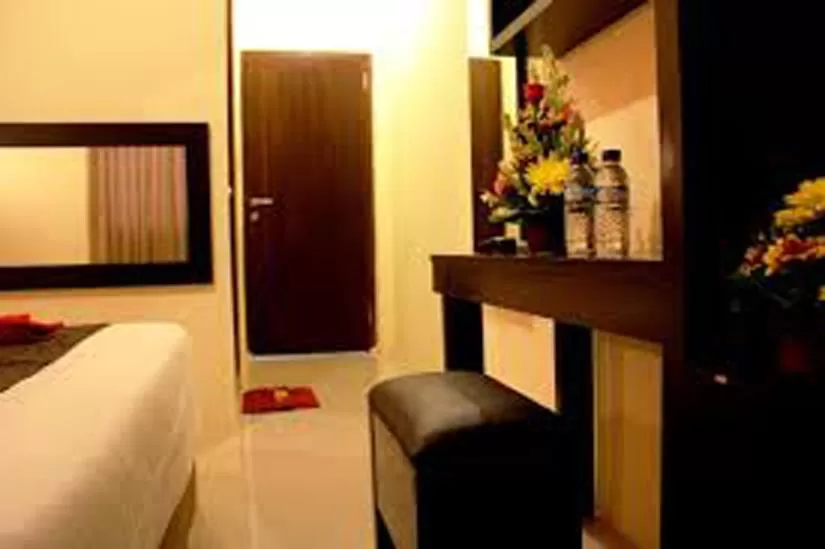 Photo of the whole room, Bed in Asher Bali Transit