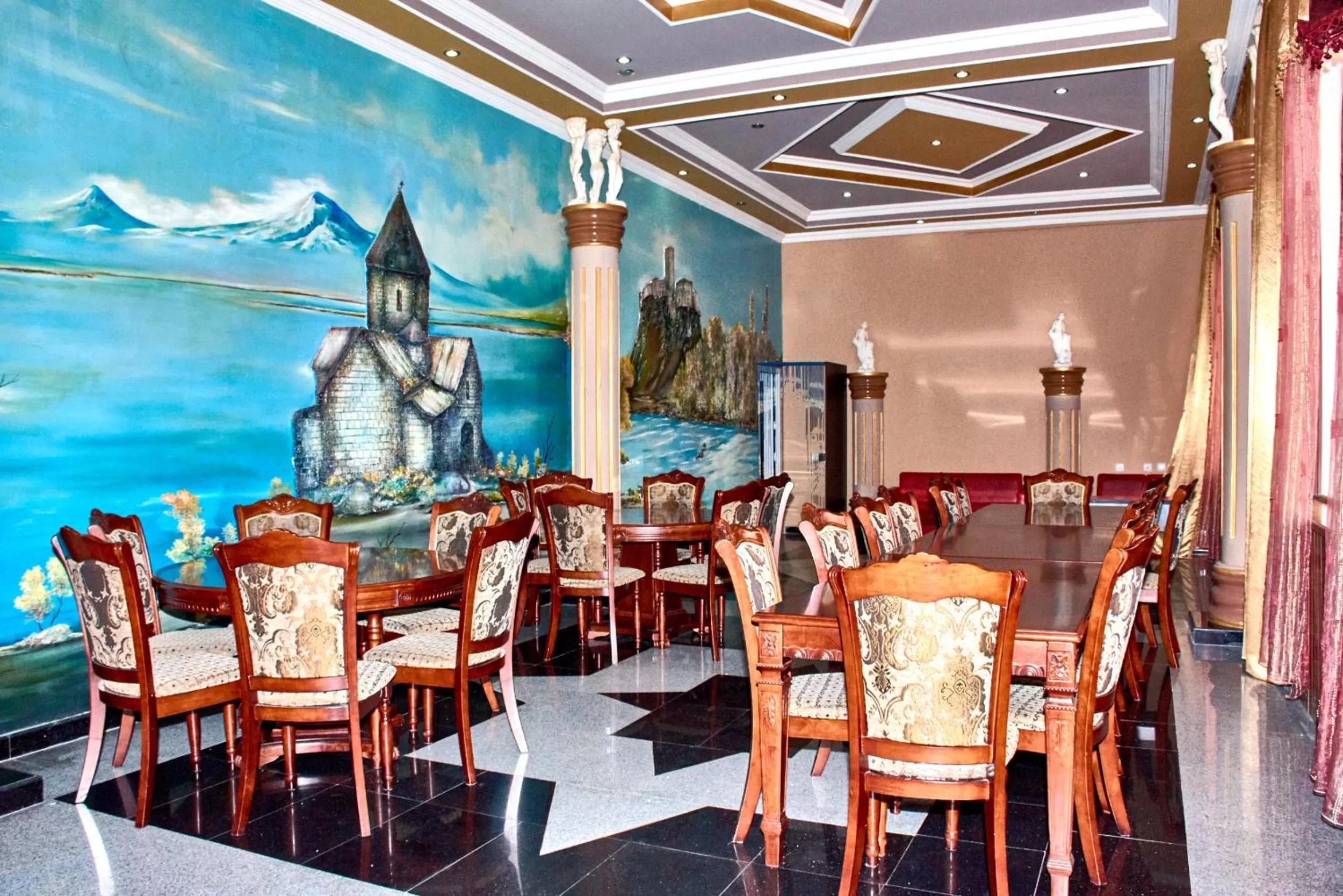 Restaurant/Places to Eat in Hotel Art-Seg