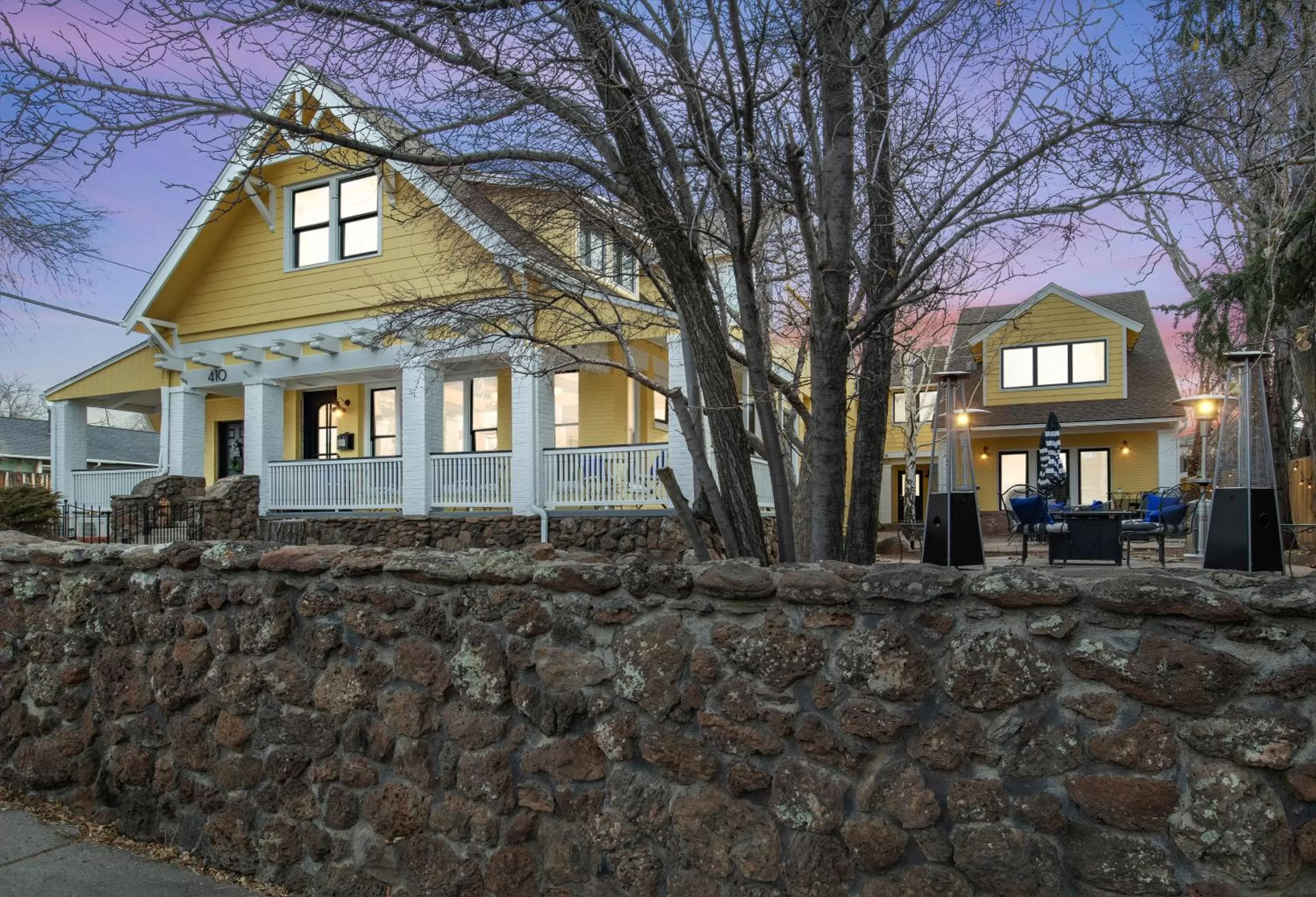 Property building in Bespoke Inn Flagstaff