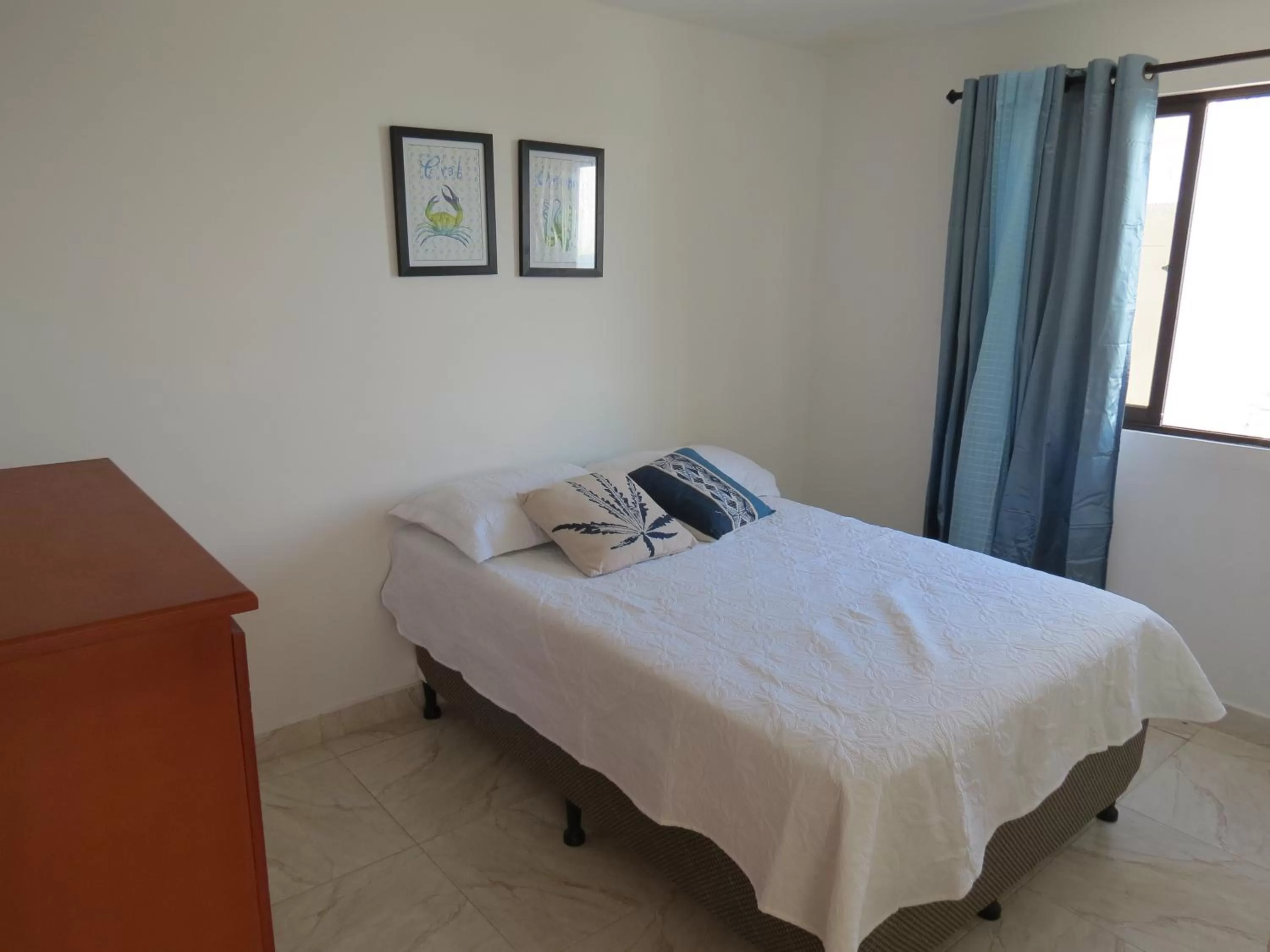 Photo of the whole room, Bed in ZOJO MARiNA BAY