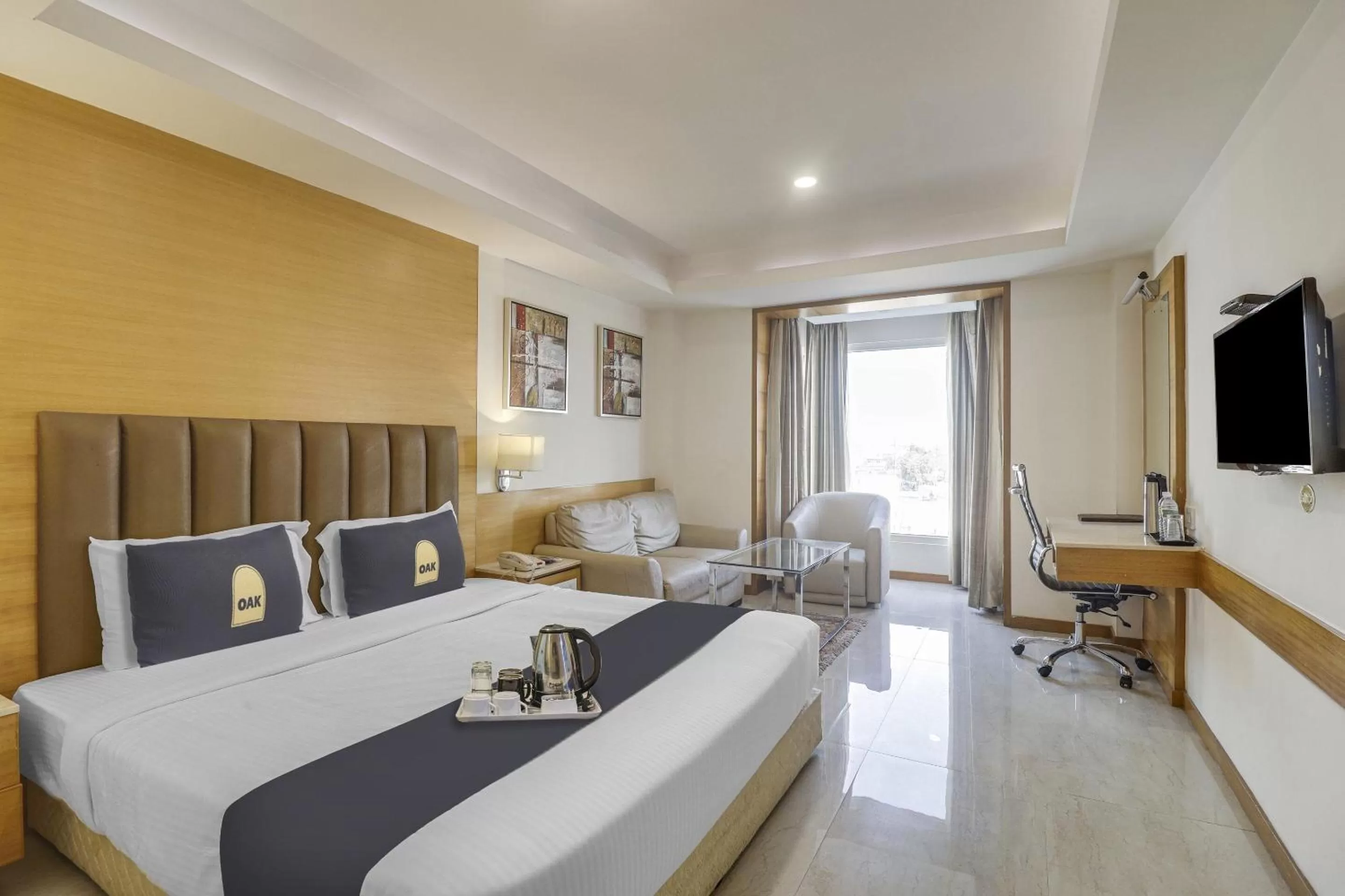 Bedroom in Palette - Hotel Chennai La Palace