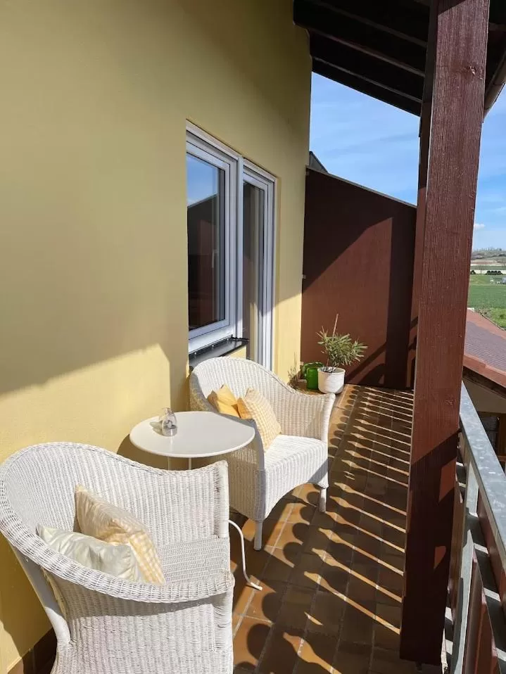 Balcony/Terrace in zum Schwanen Garni