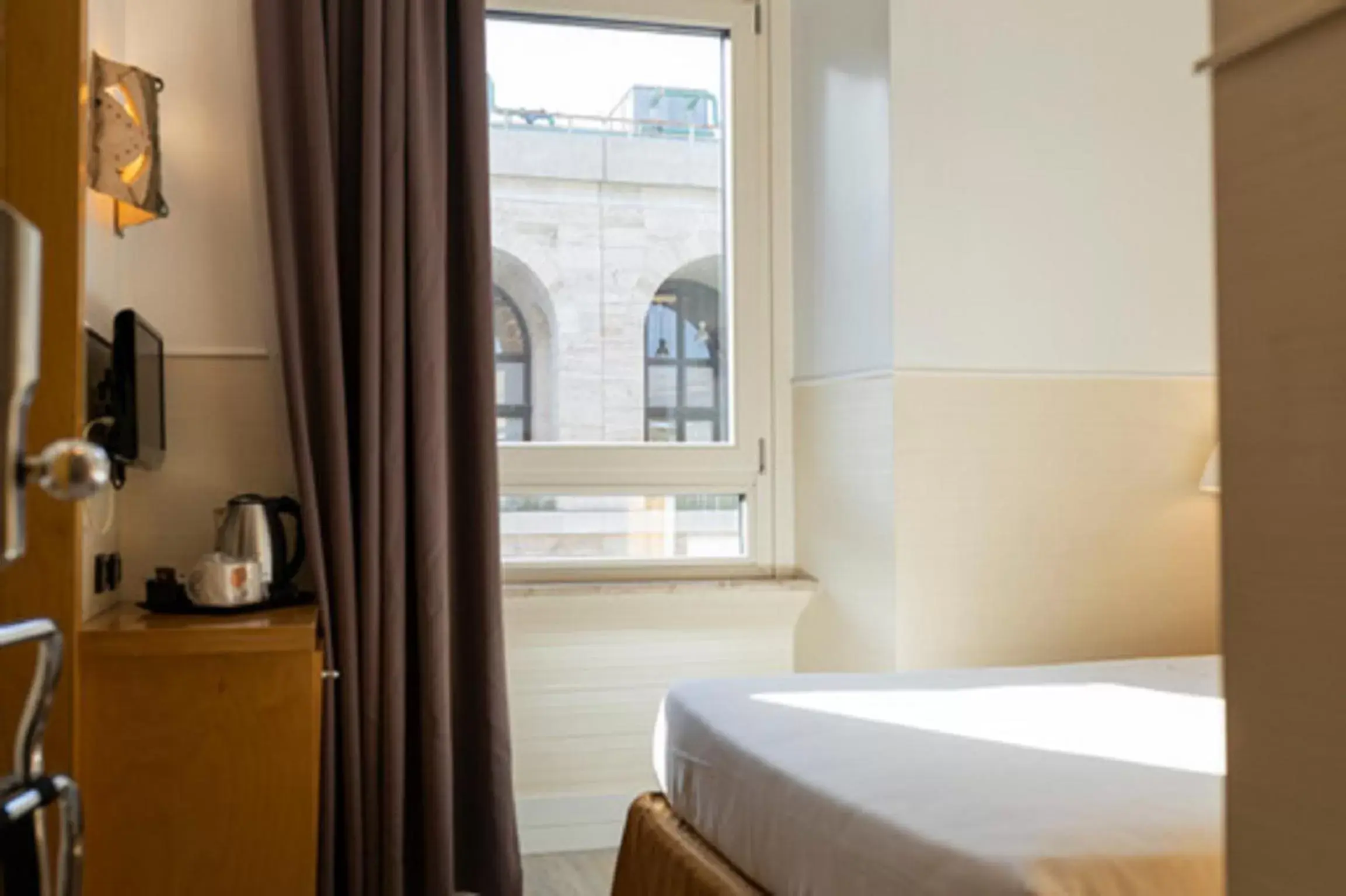 Small Double Room in Hotel Aphrodite Small Double Room in Hotel Aphrodite