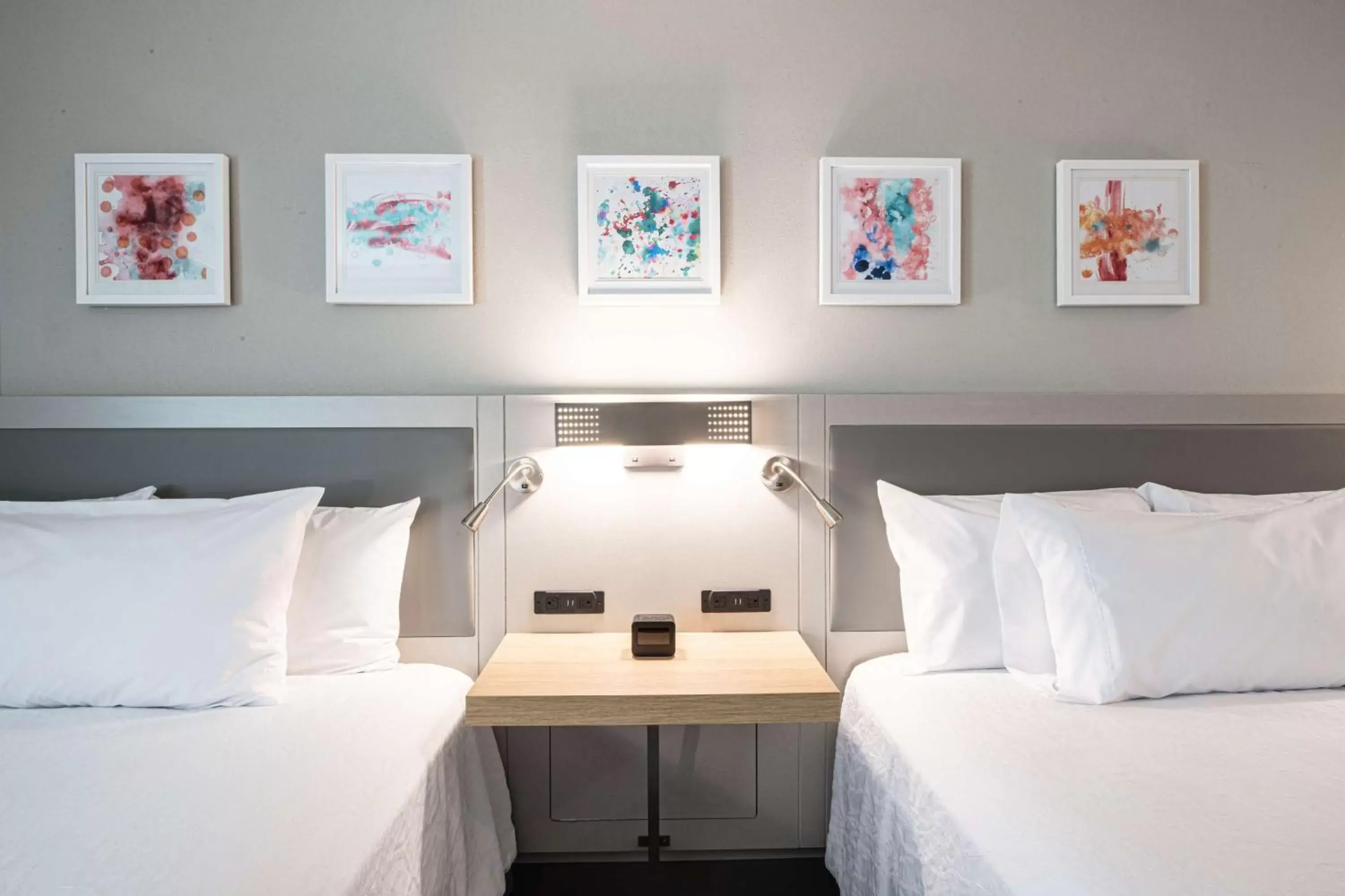 Queen Room with Two Queen Beds in Hilton Garden Inn Asheville South Queen Room with Two Queen Beds in Hilton Garden Inn Asheville South