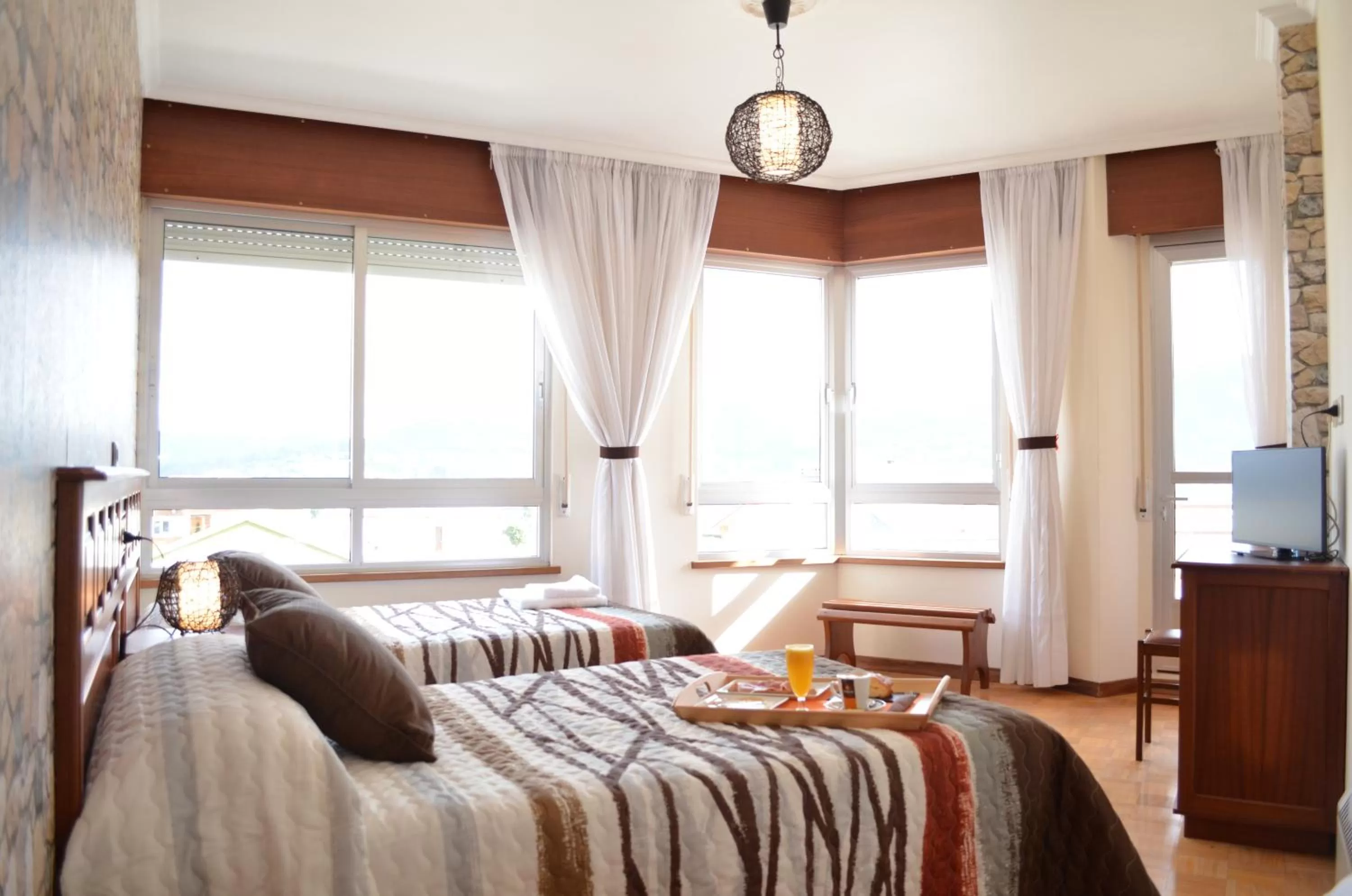 Day, Bed in Hotel Celta Galaico