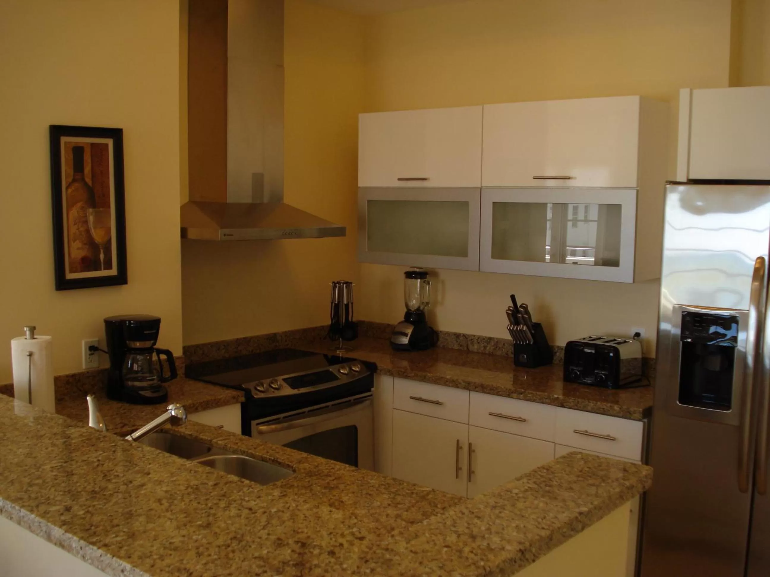 Kitchen or kitchenette in Westover Arms Hotel