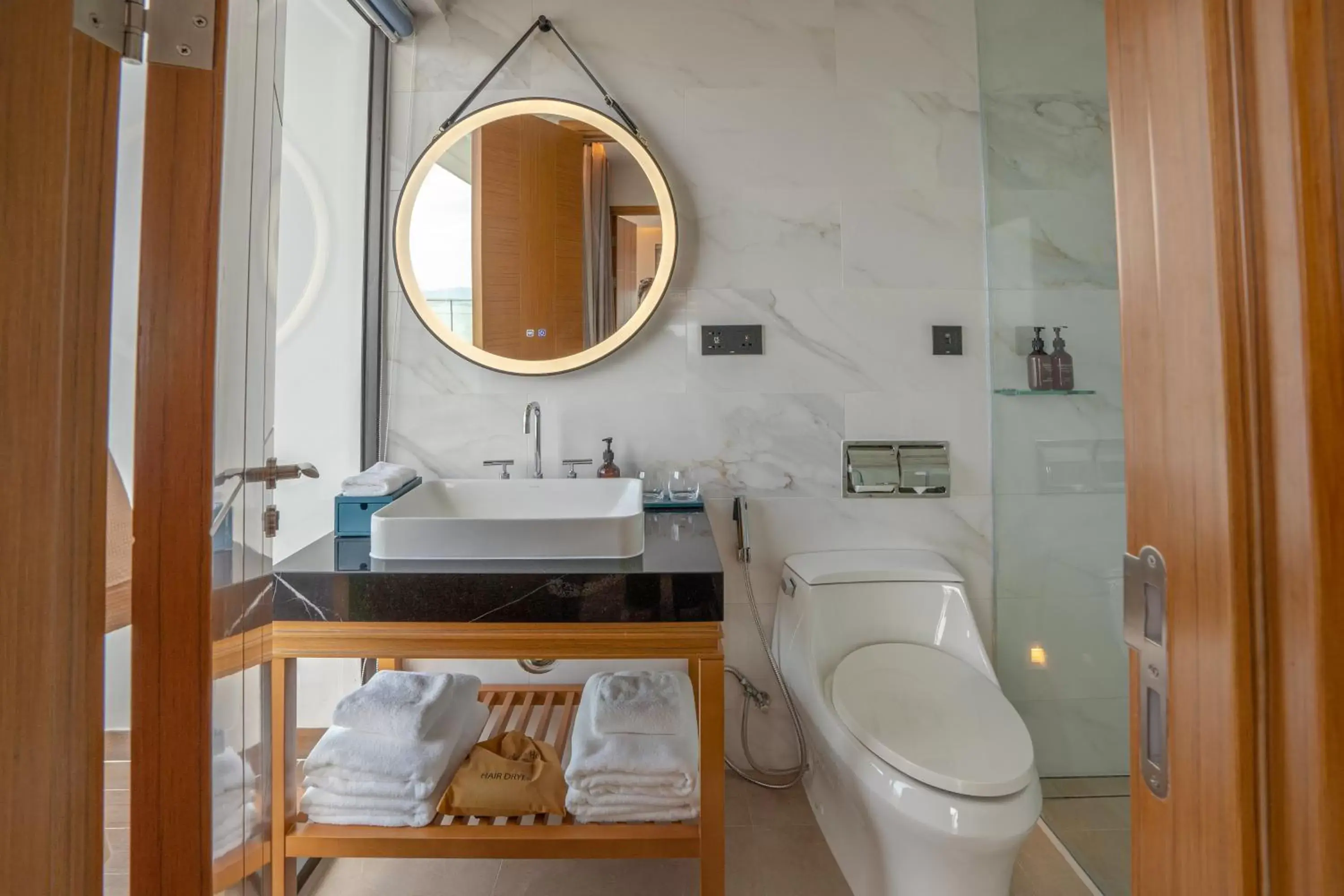 Suite with Sea View in Grand Hyams Hotel - Quy Nhon Beach Suite with Sea View in Grand Hyams Hotel - Quy Nhon Beach