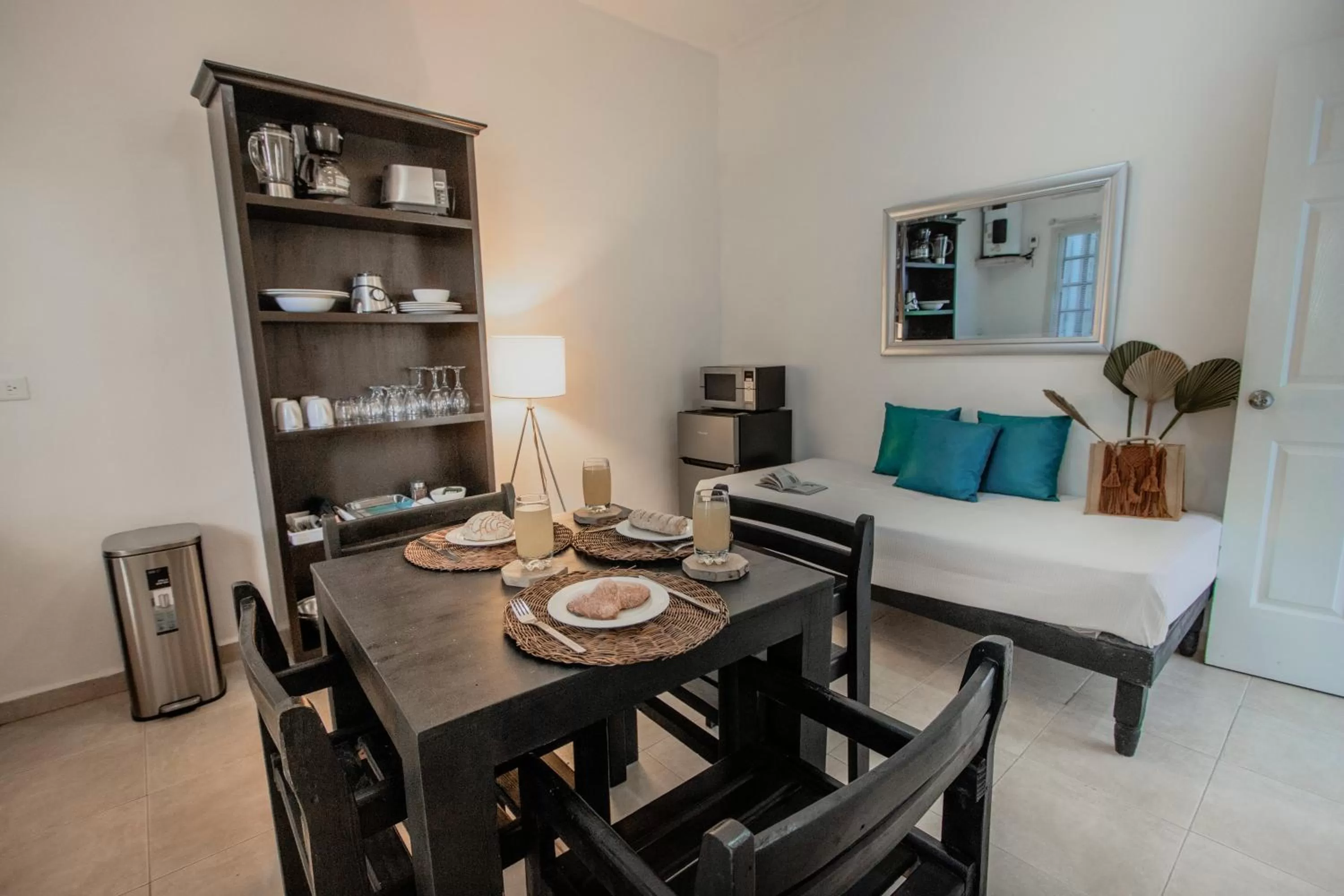 Nasim Condo Hotel con acceso BEACH CLUB GRATIS, metros 5th AVENIDA