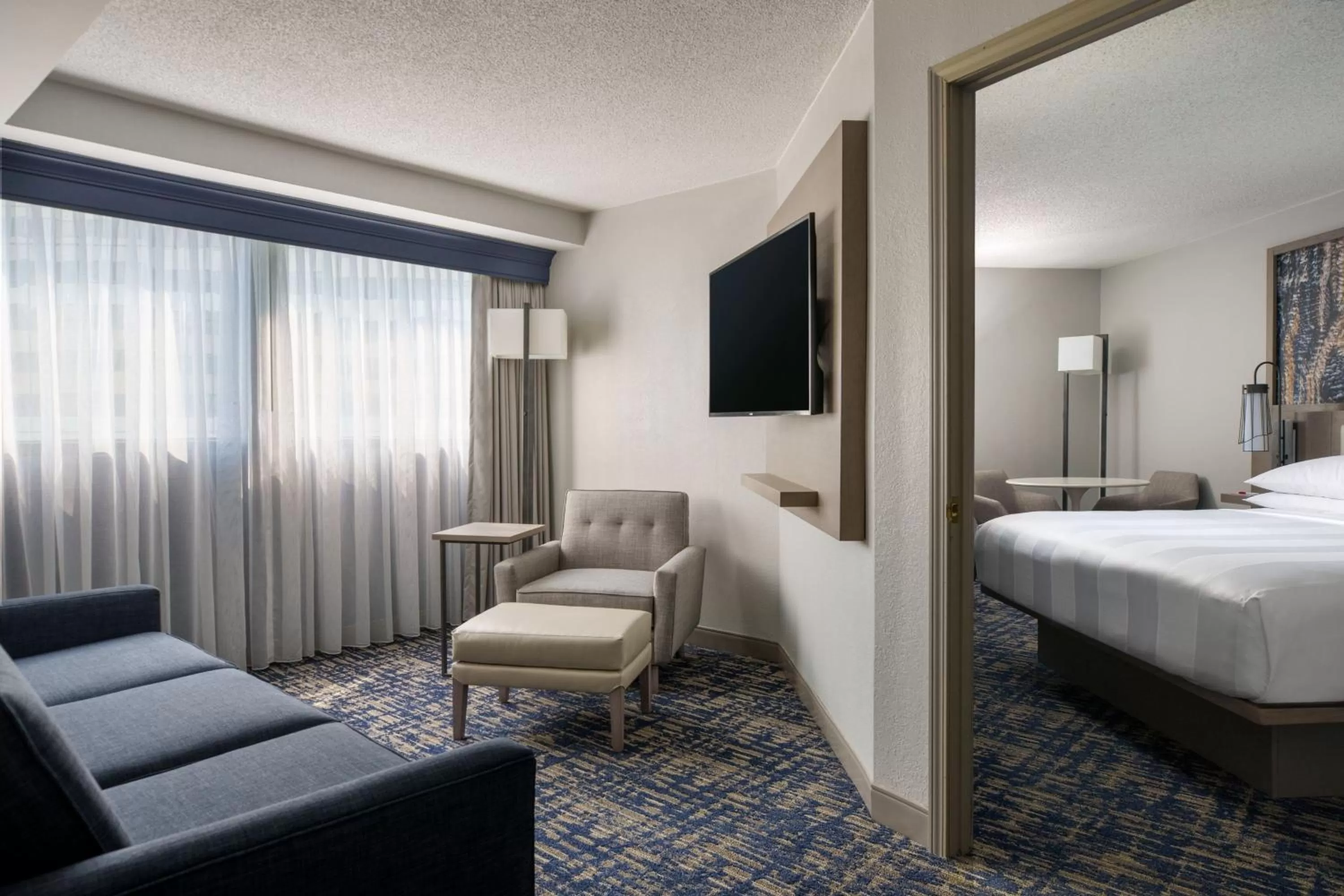 Photo of the whole room, Bed in Marriott Columbia