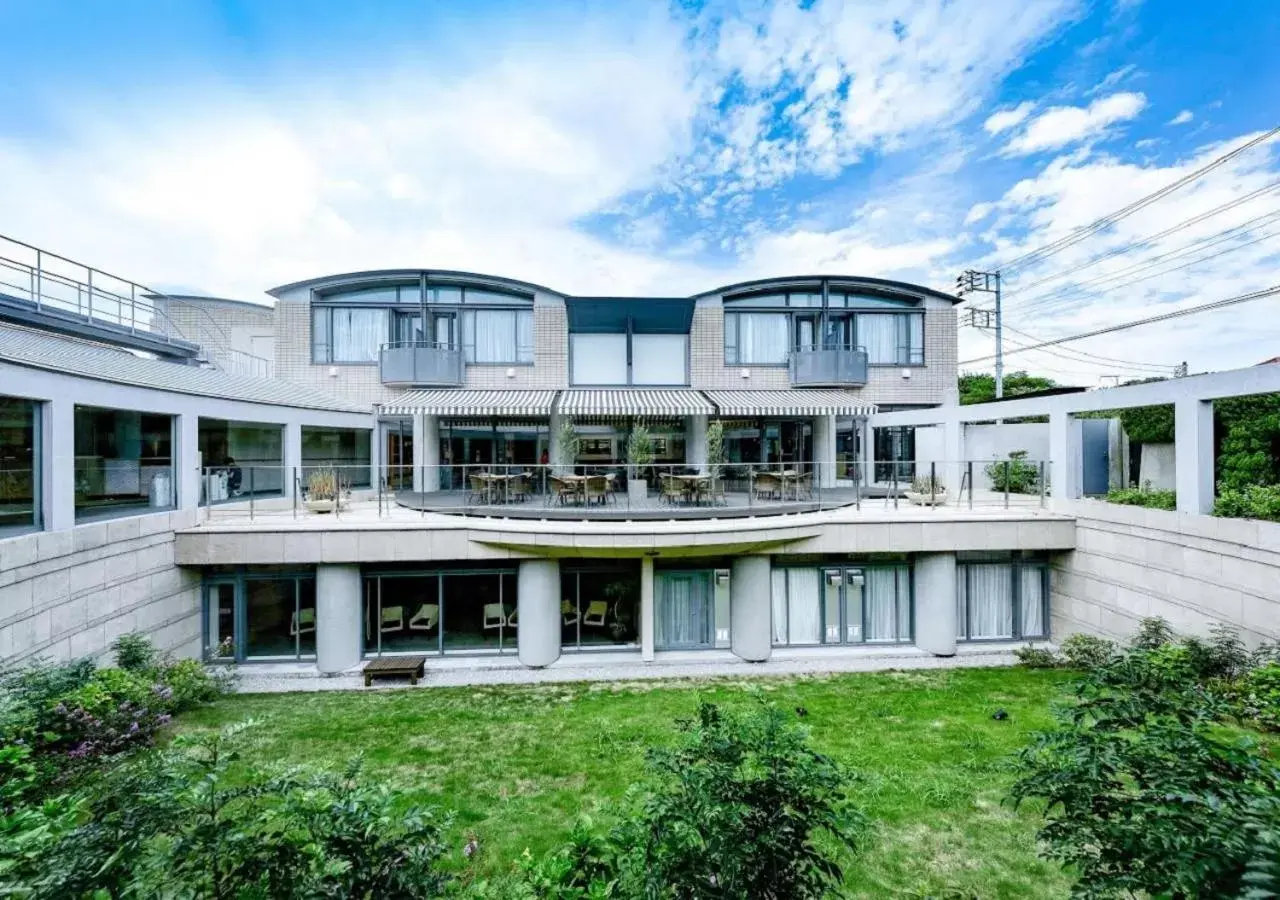 WeBase KAMAKURA WeBase KAMAKURA