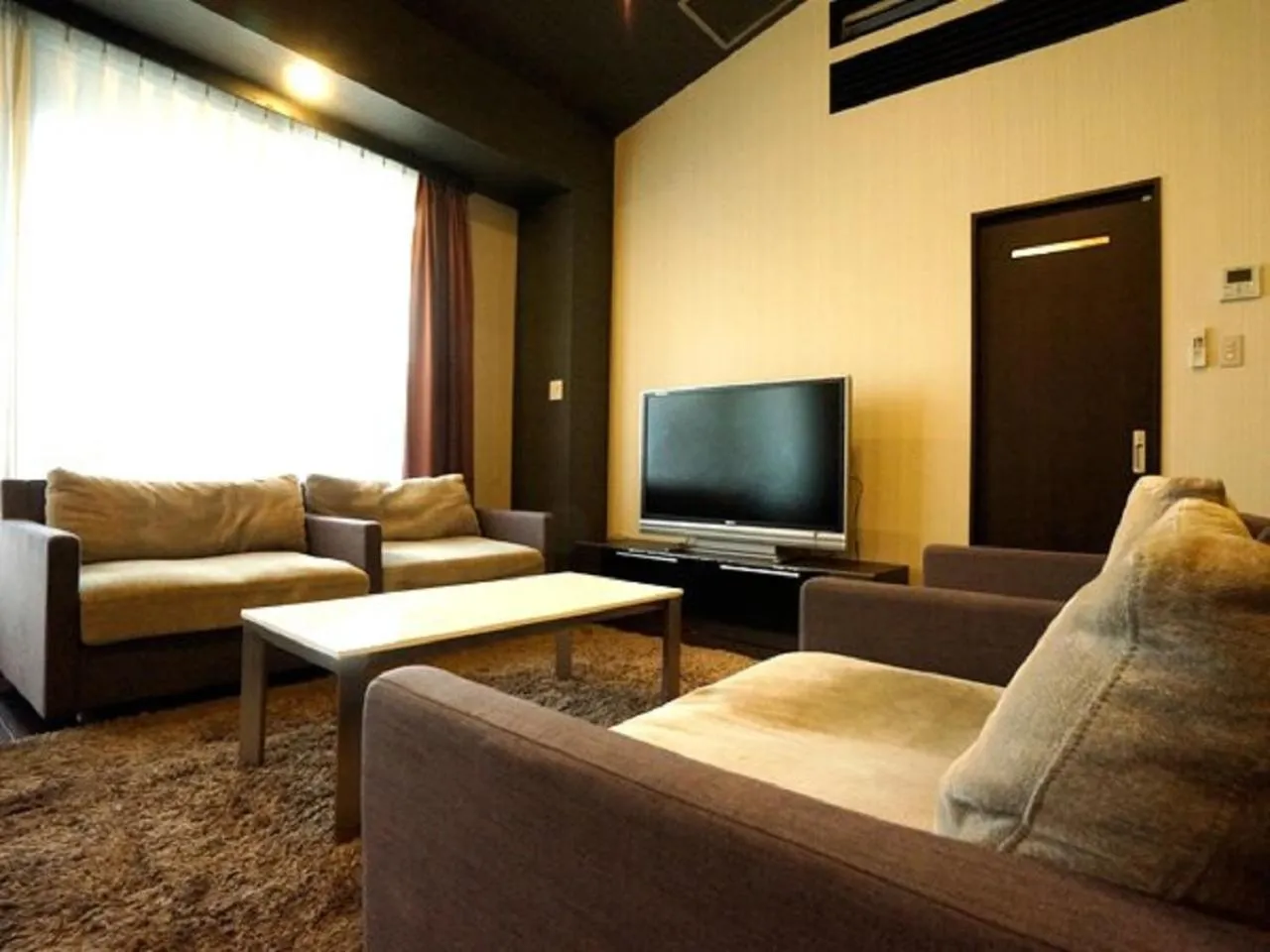 TV and multimedia in HOTEL LiVEMAX BUDGET Esaka