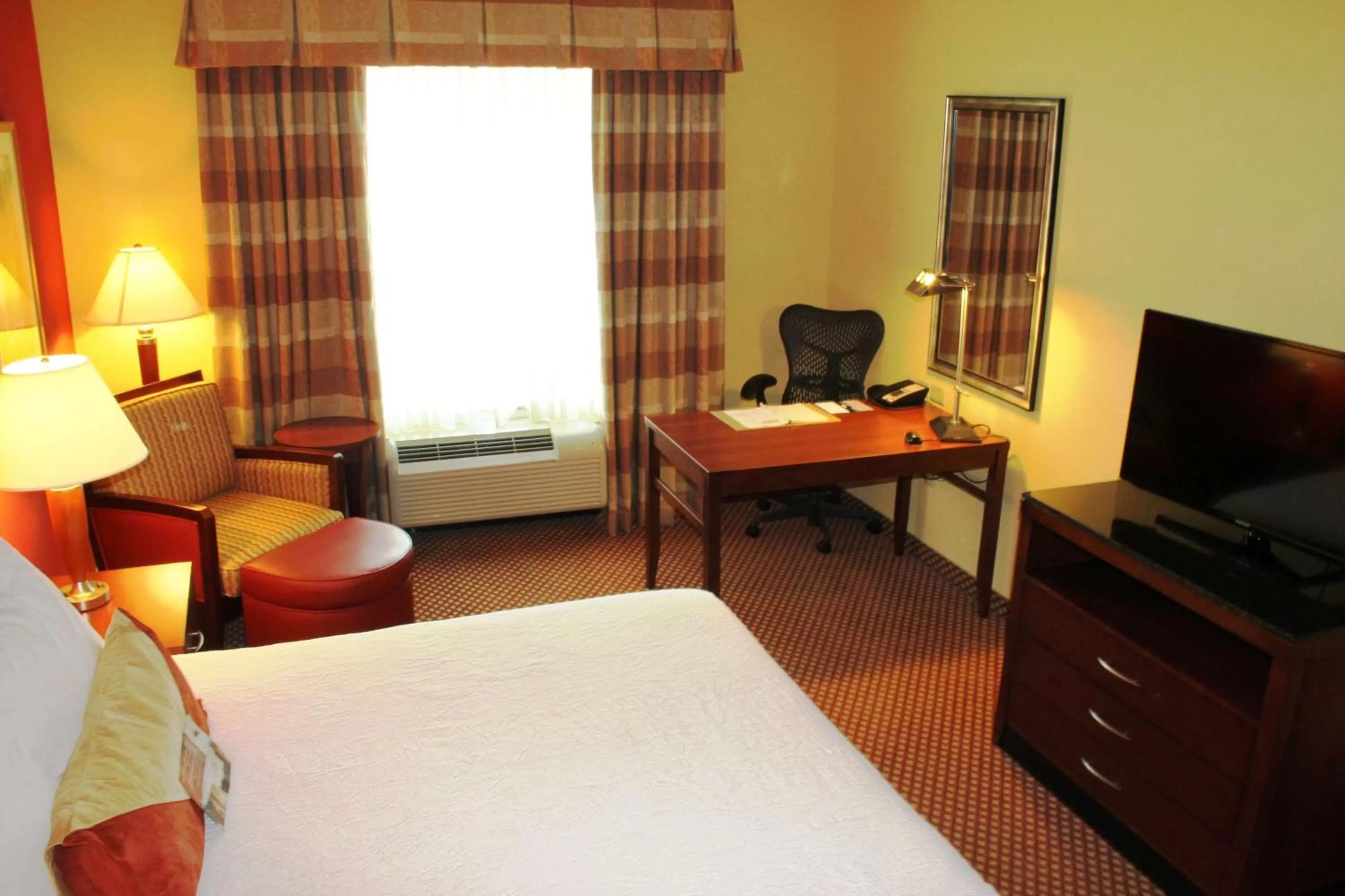 Bedroom, Bed in Hilton Garden Inn Houston West Katy