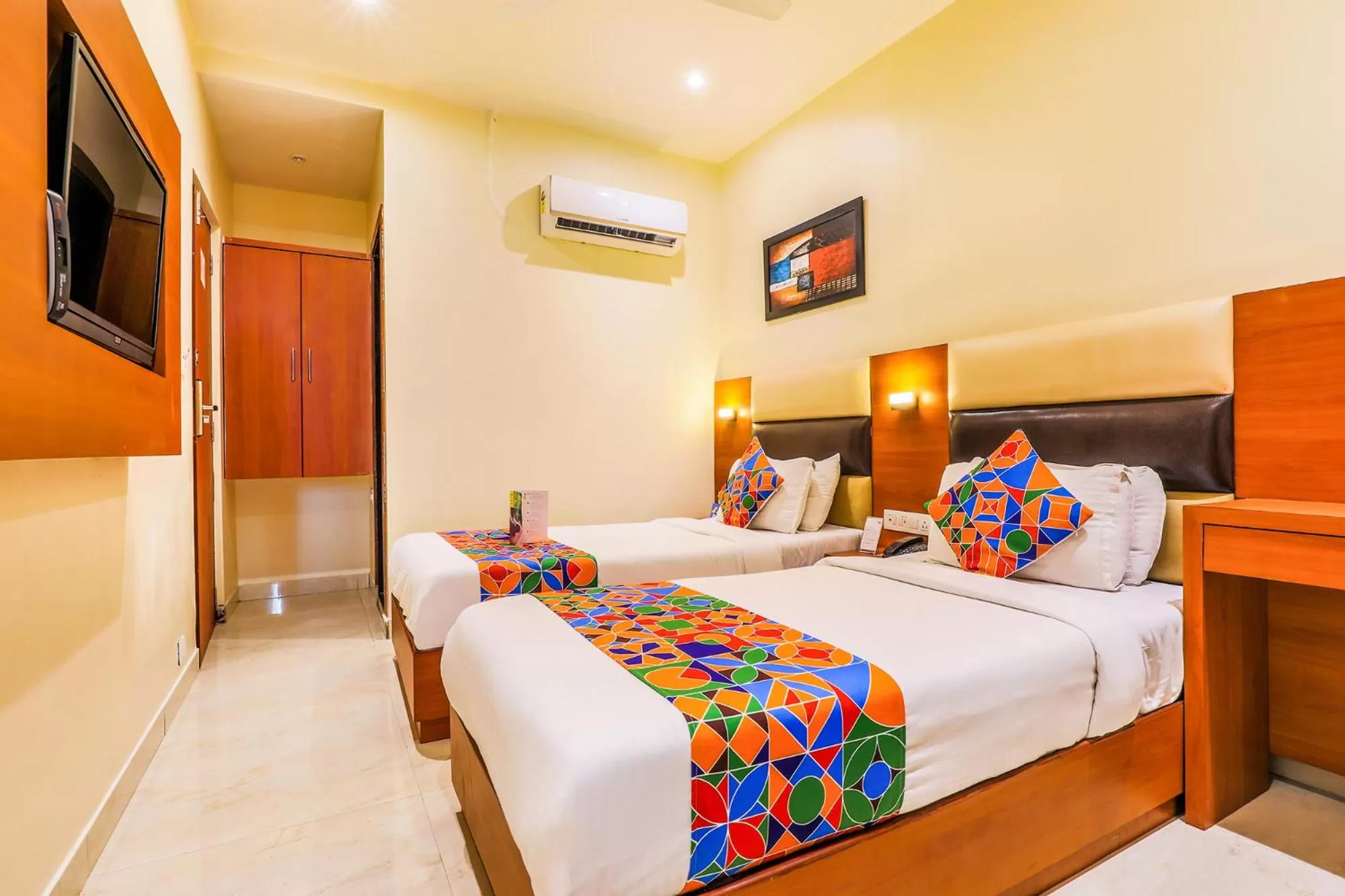 Bed in FabHotel Liwa International - Nr Mumbai International Airport