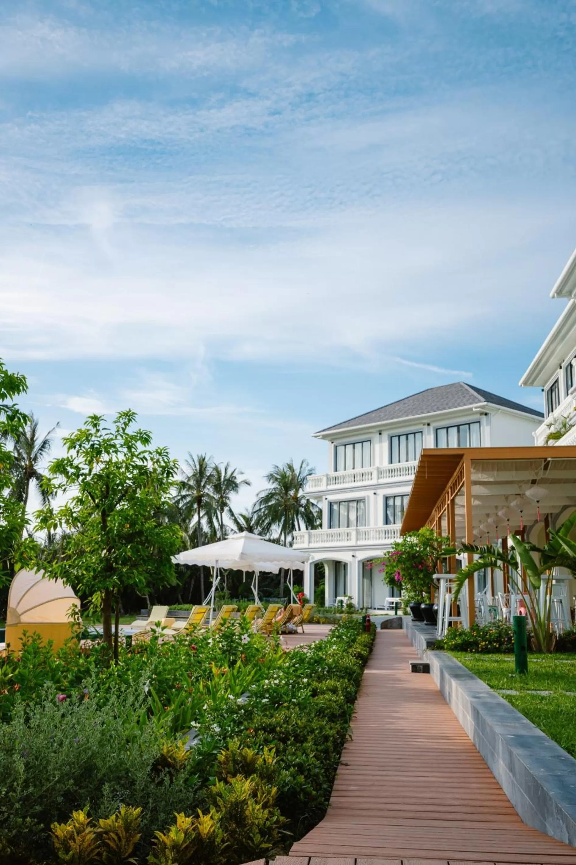 Property building in Moodhoian Riverside Resort & Spa