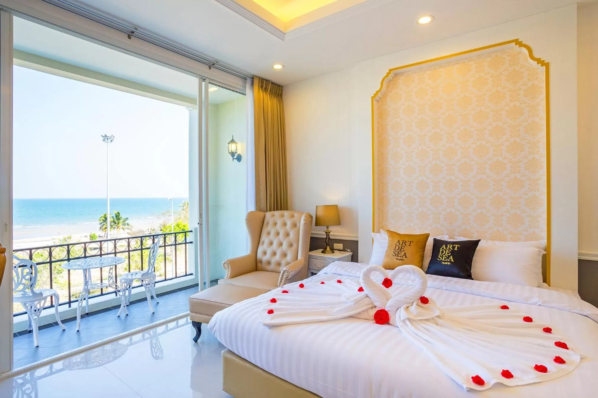 Bed in Art De Sea Hua Hin