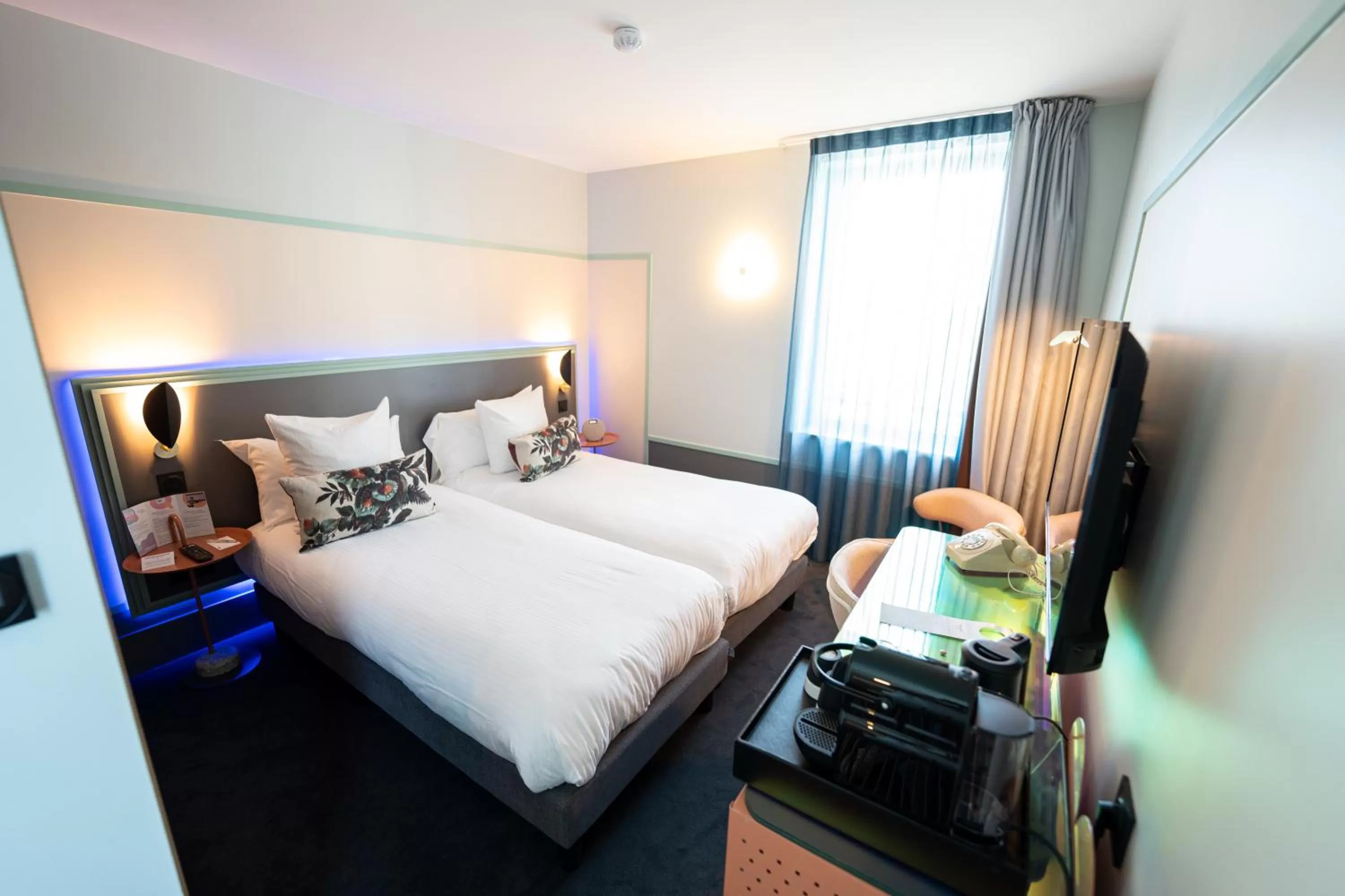 Bed in Aiden by Best Western Clermont-Ferrand Hotel & Spa