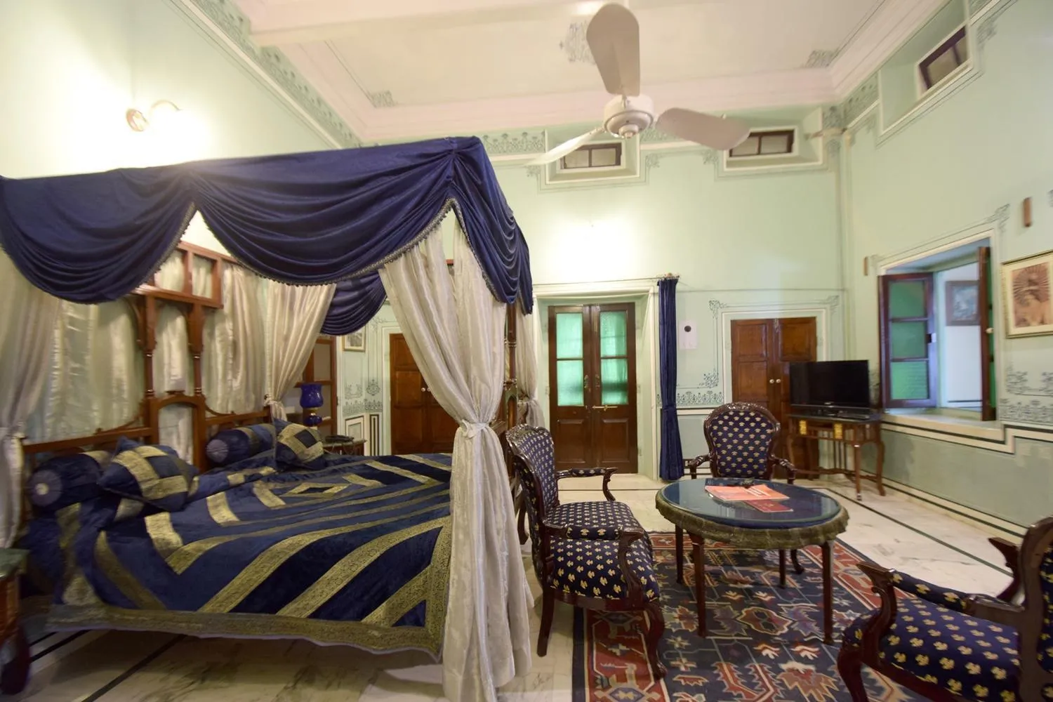 Bedroom, Bed in Hari Mahal Palace by Pachar Group
