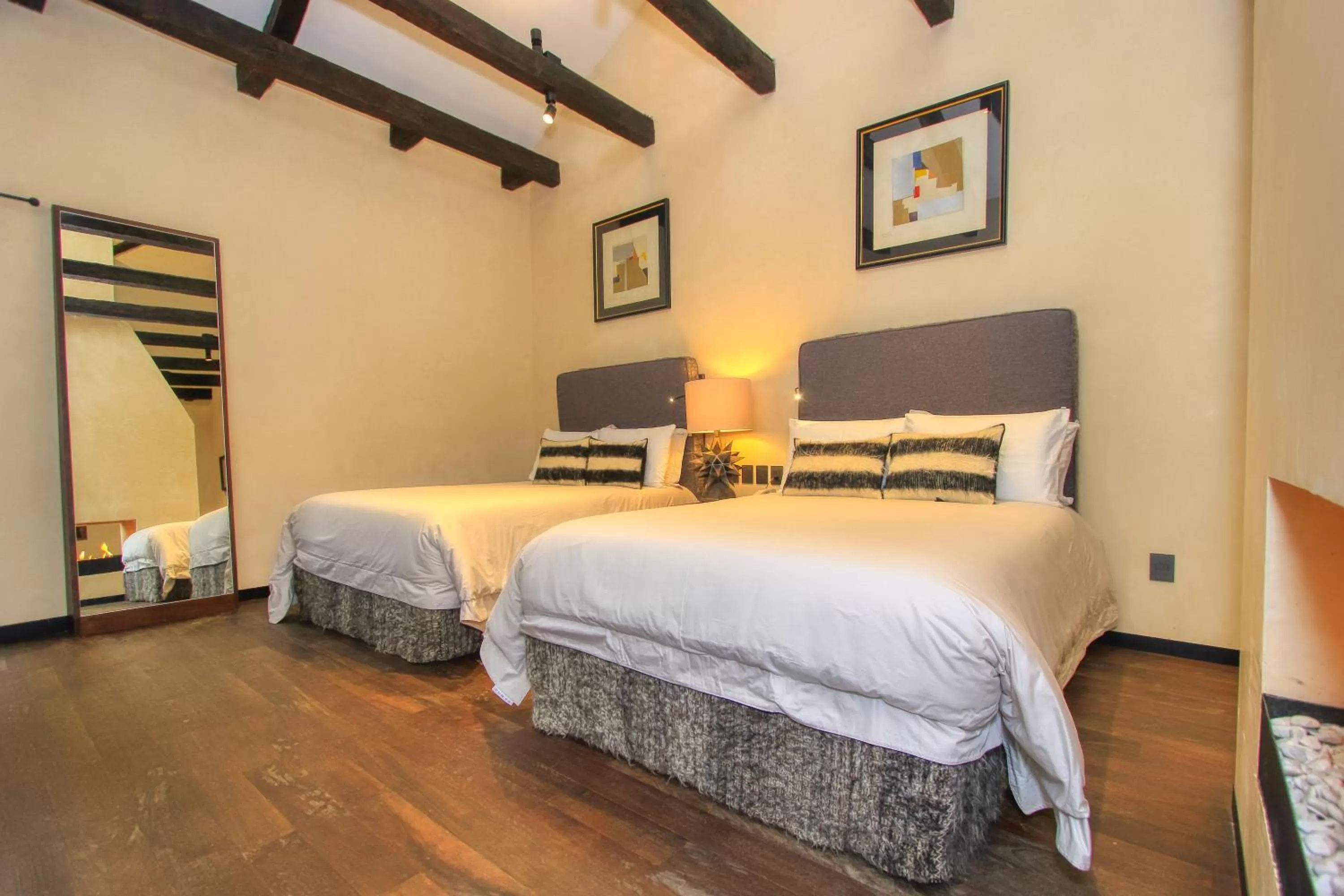 Bedroom, Bed in Uvence Arte + Hotel