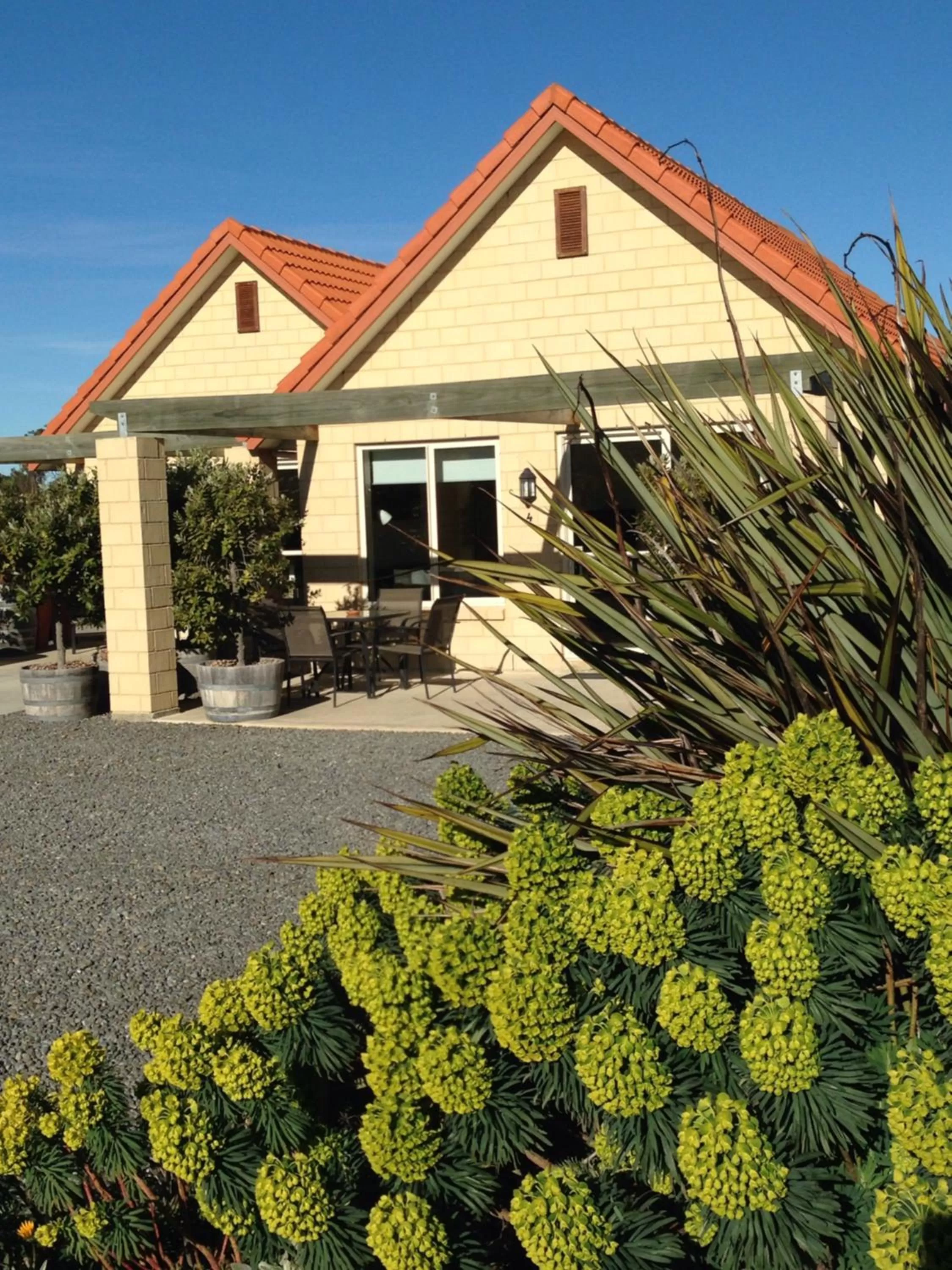 Property building in Teviot View Accommodation