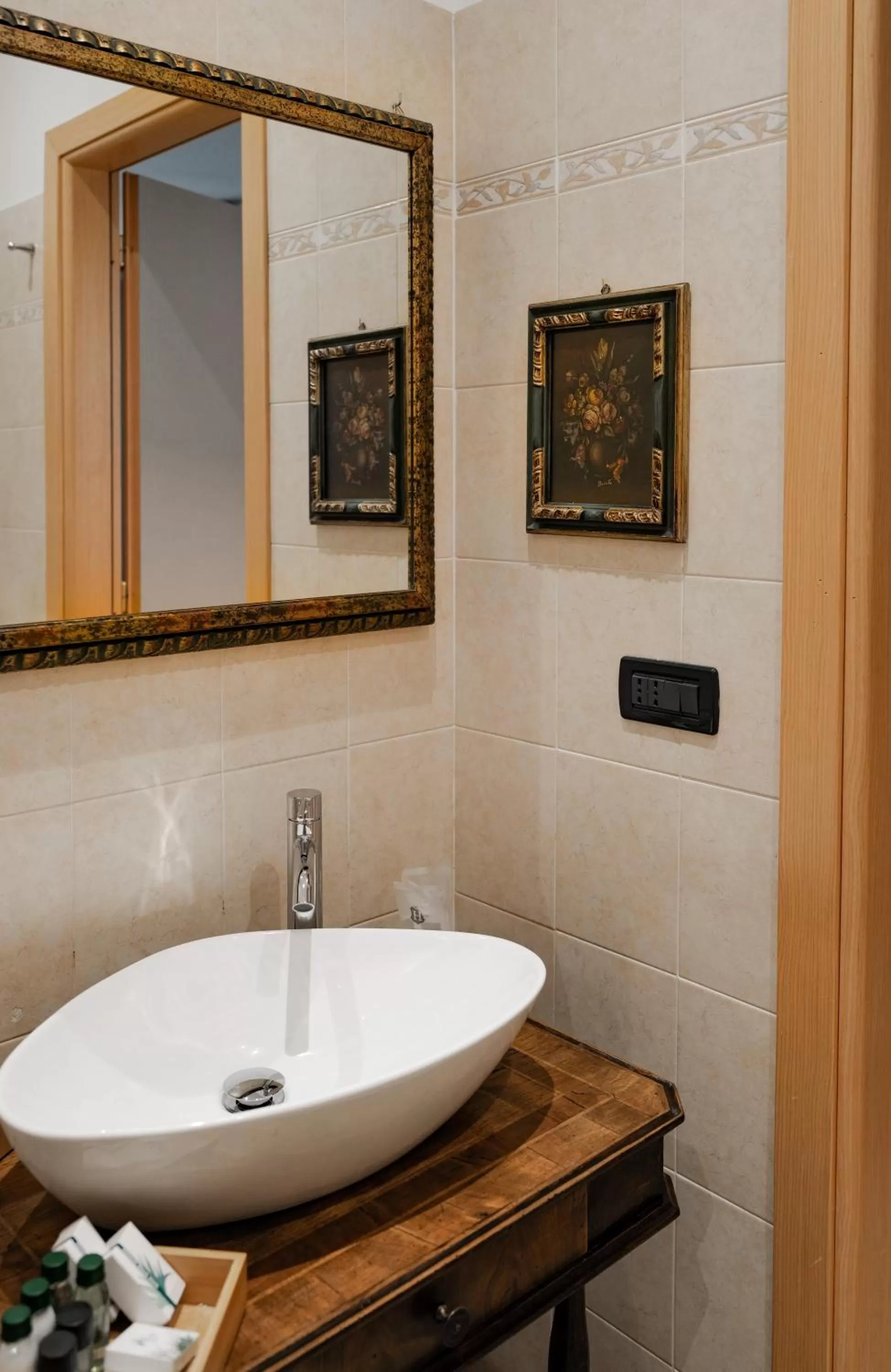 Bathroom in Convento Boutique Hotel