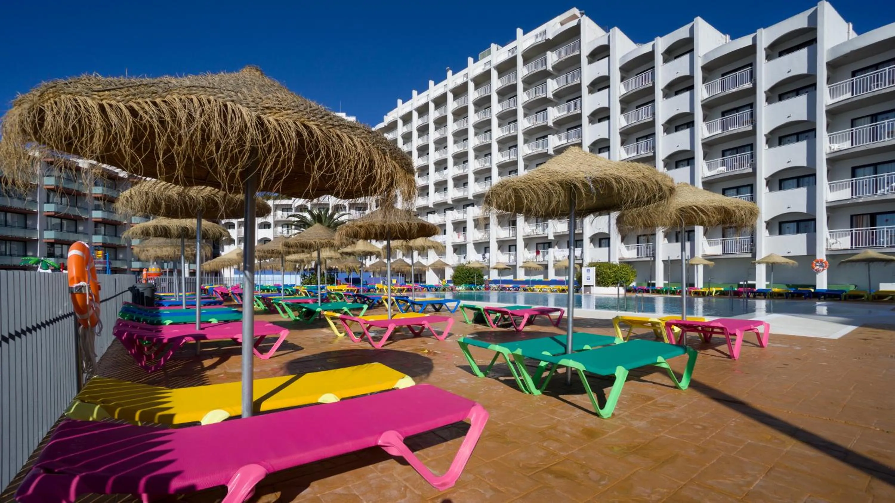 Pool view in Medplaya Hotel Bali