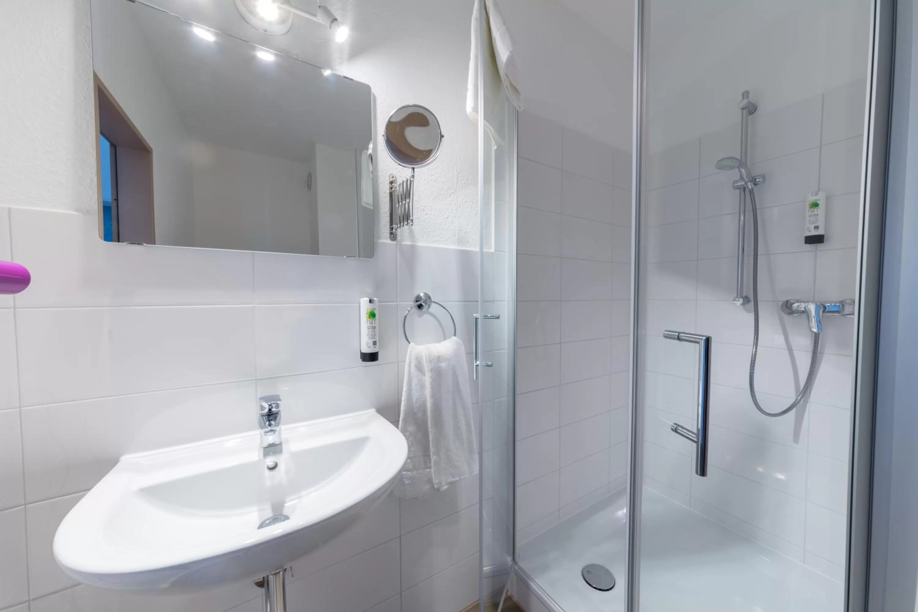 Bathroom in Friends Hotel Bad Salzuflen