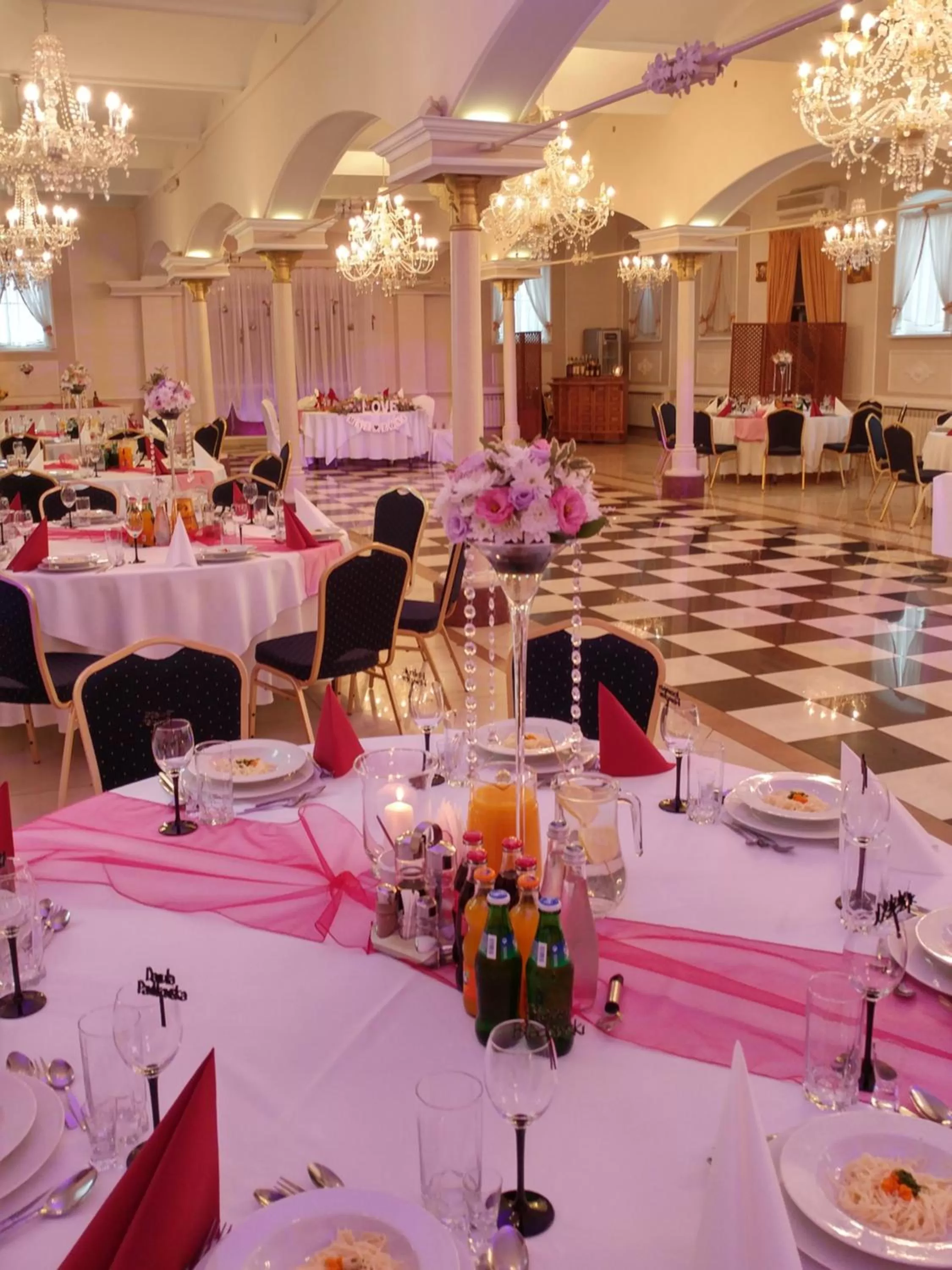 Restaurant/Places to Eat in Hotel Komfort Inn - Dwór Hubertus