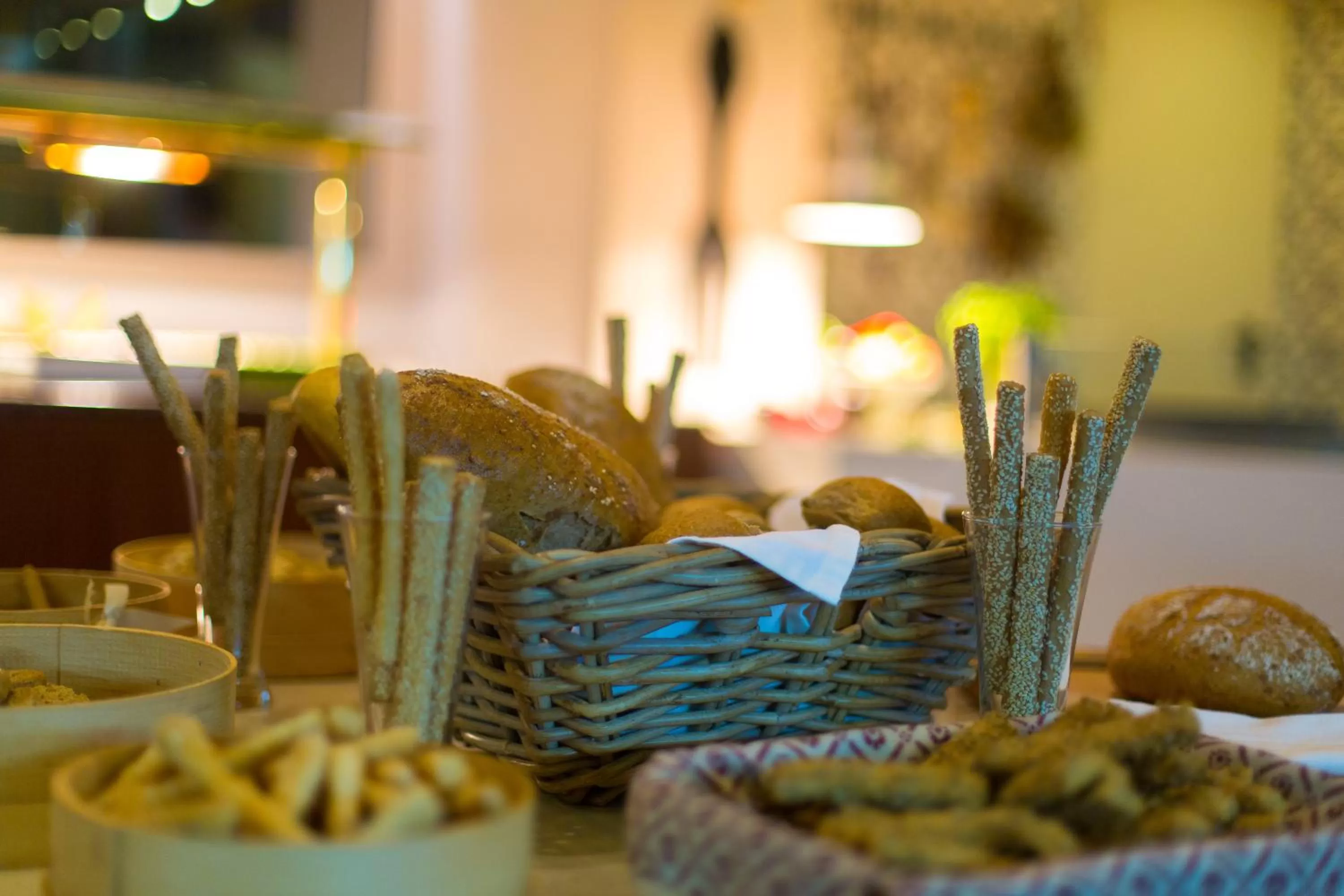 Restaurant/places to eat in Hotel Ideon