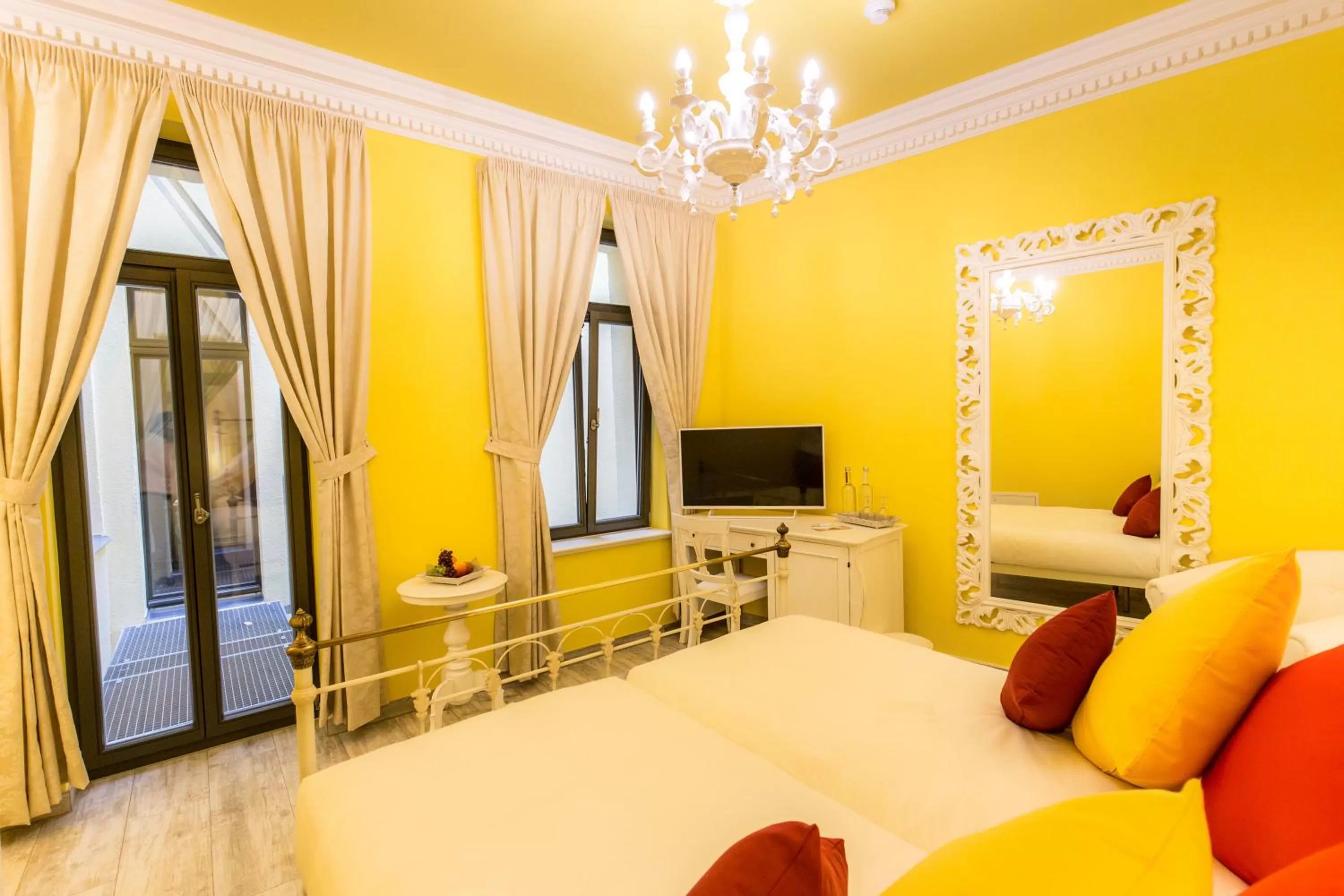 Photo of the whole room, Bed in Grande Albergo Giancarlo