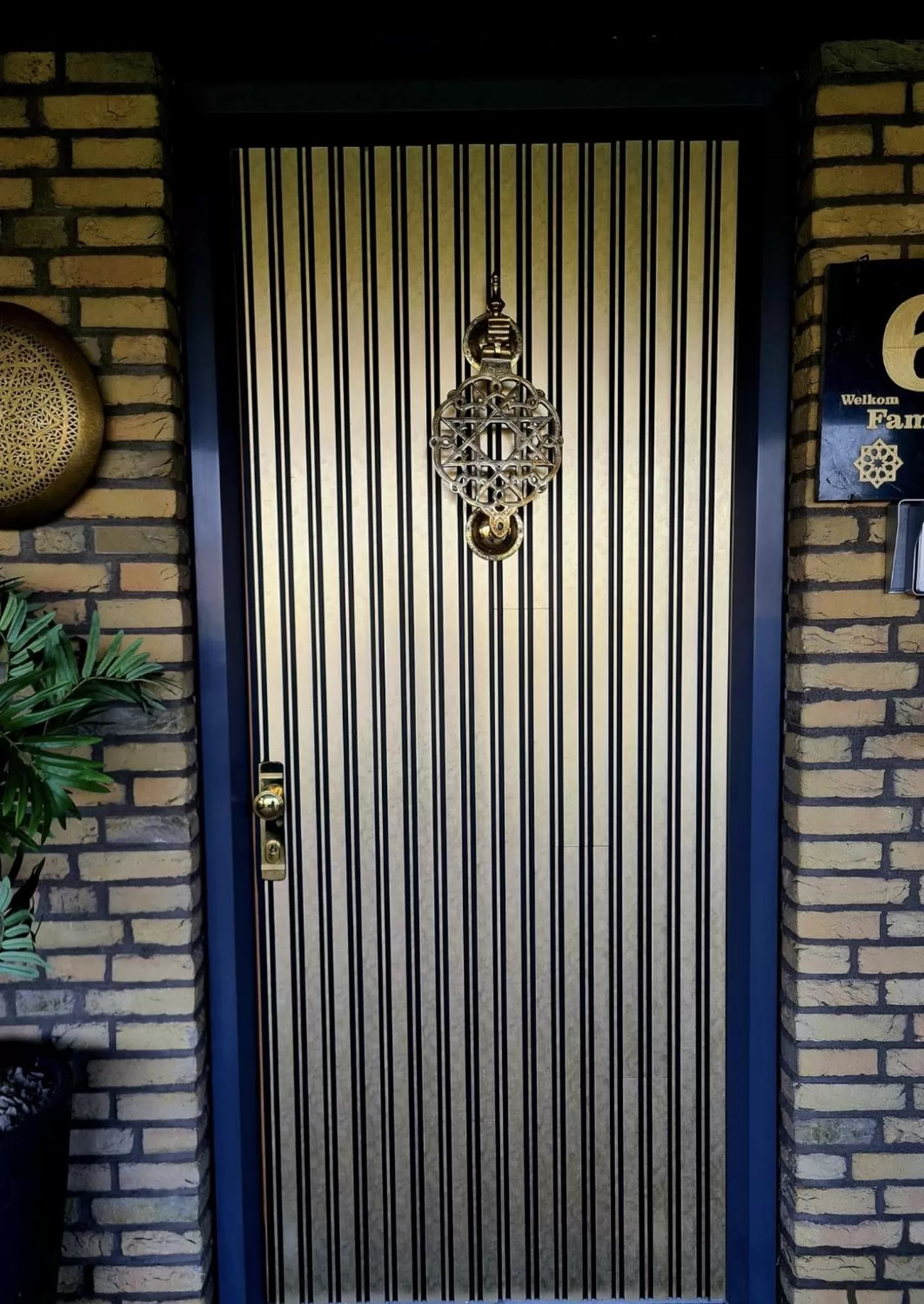 Property building in B&B Apartment Amsterdam Schiphol Airport