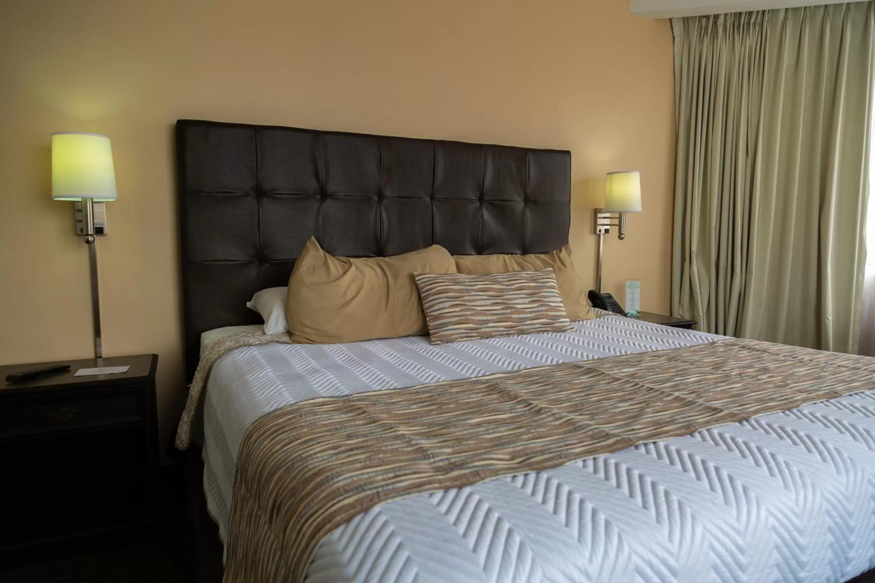 Bed in Taormina Hotel and Casino-Adults Only