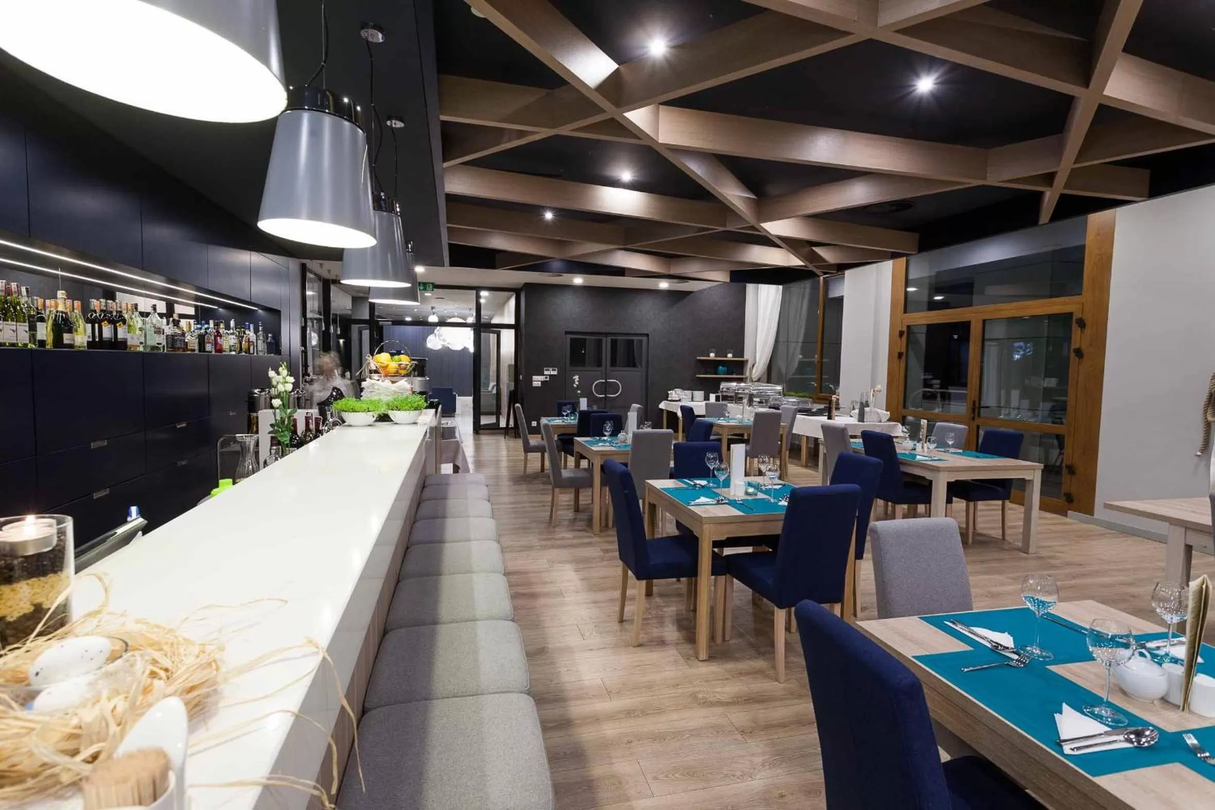 Restaurant/places to eat in Hotel Zatoka