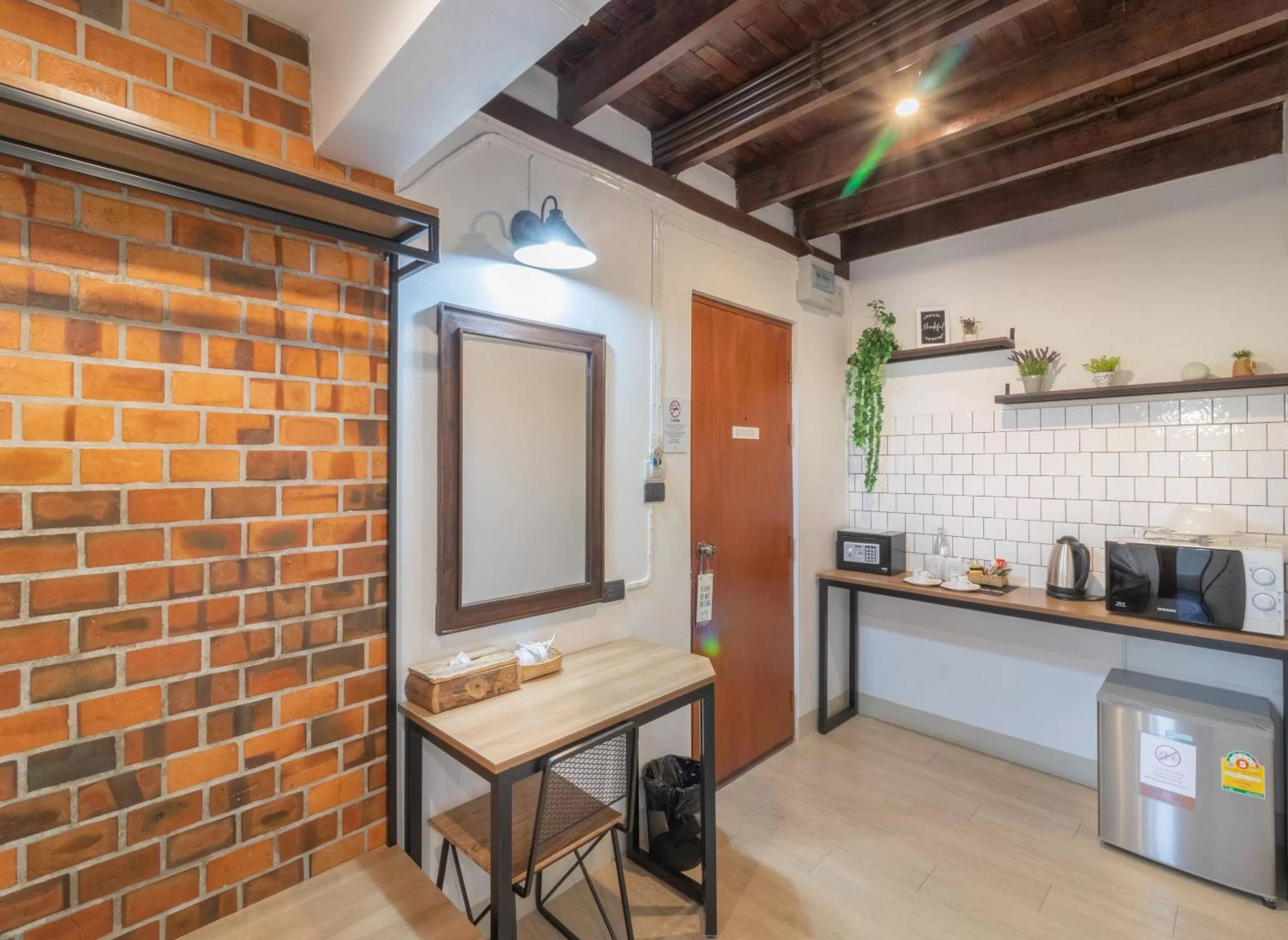 The Old City Wall Inn