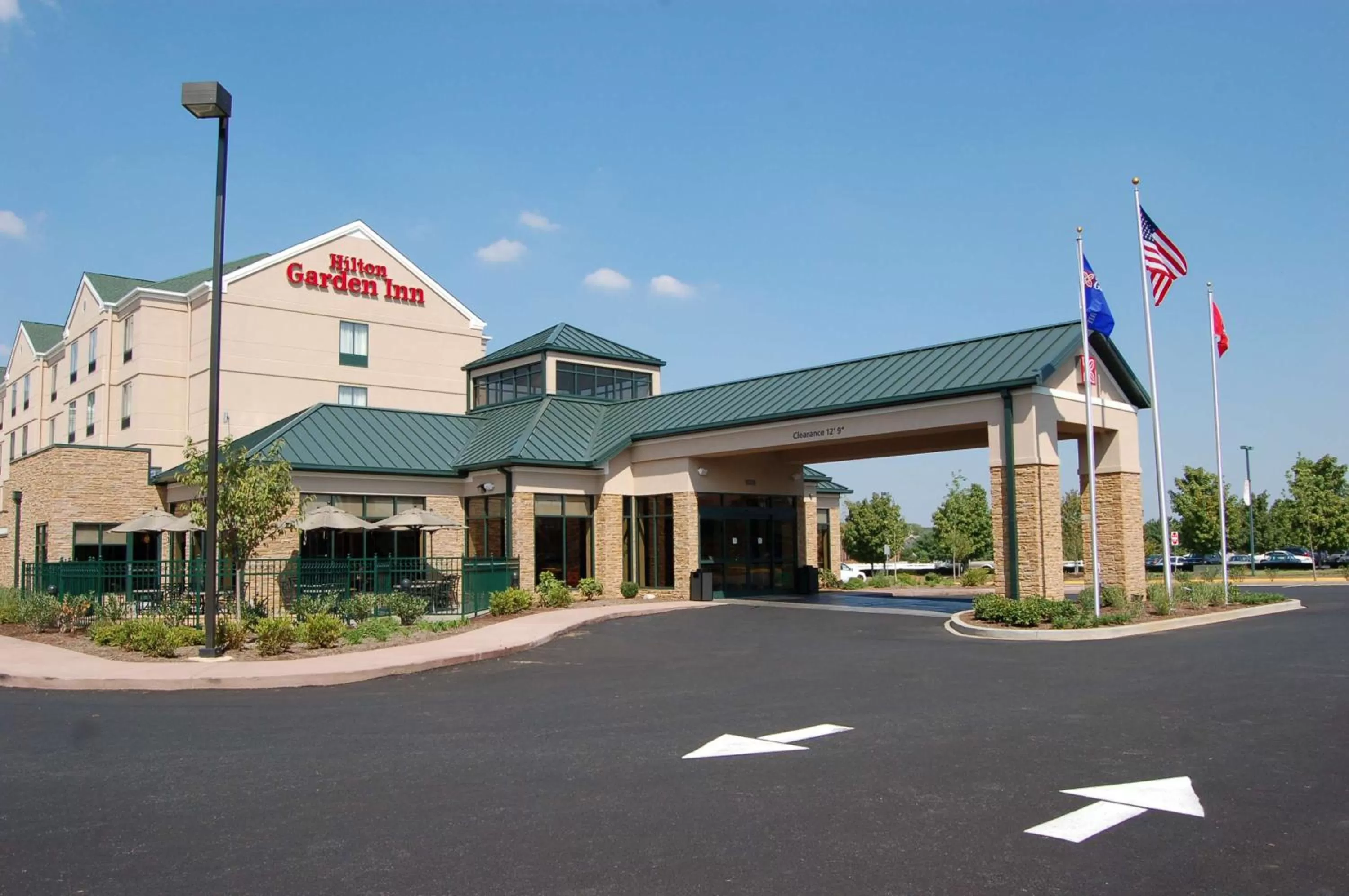 Property building in Hilton Garden Inn Bowling Green