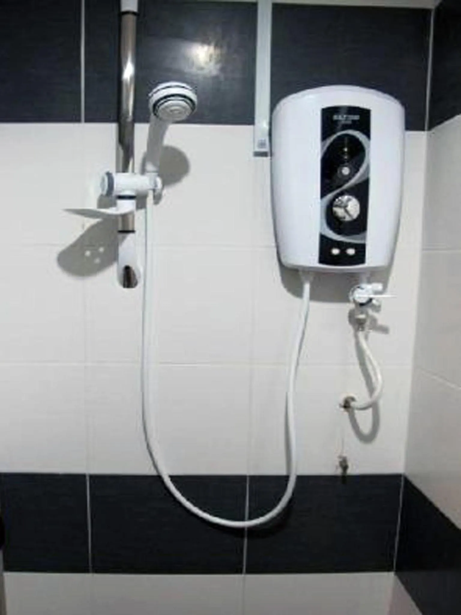 Shower in T-Hotel Bukit Bintang