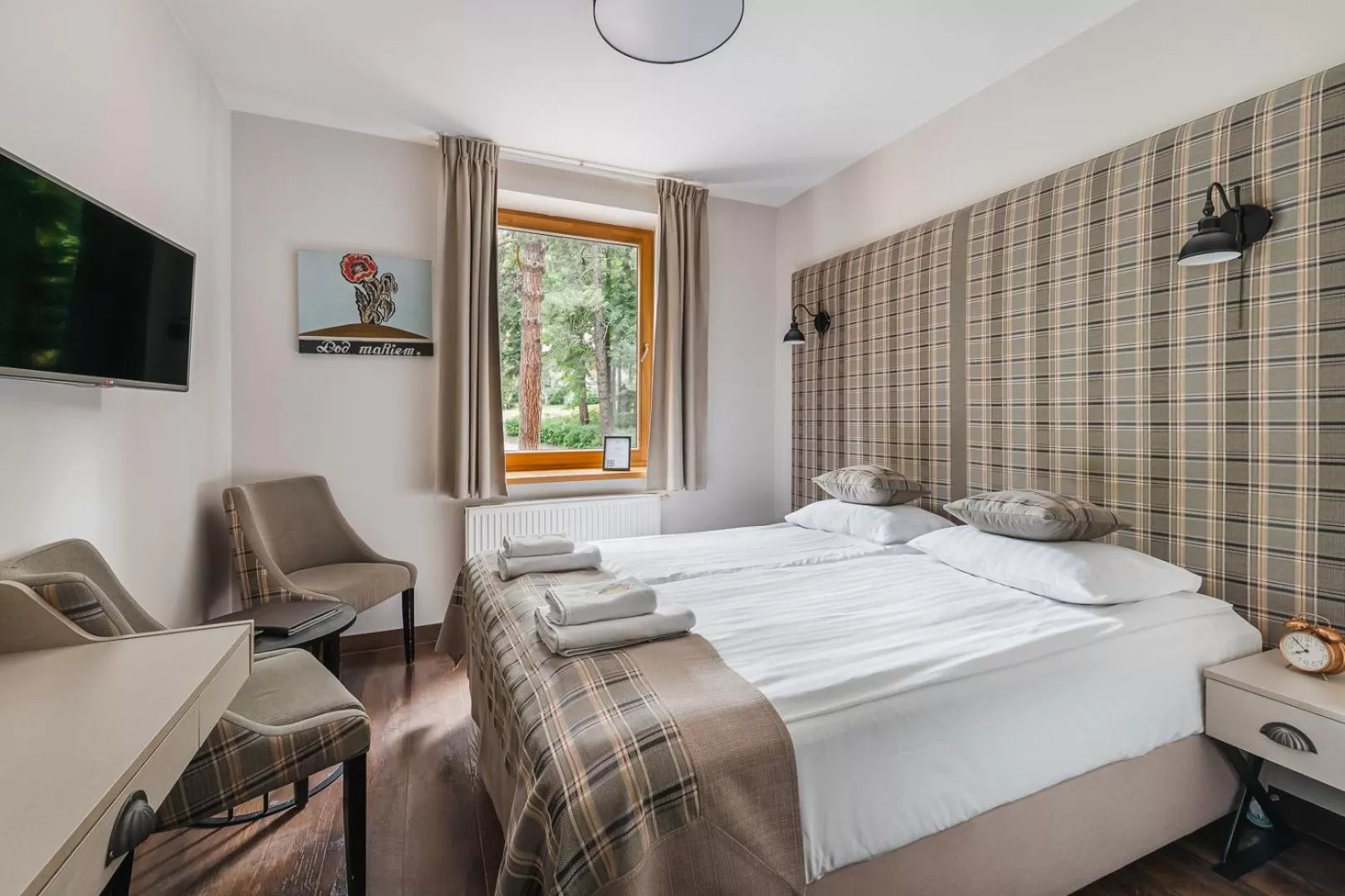 Bedroom, Bed in Hotel Batory