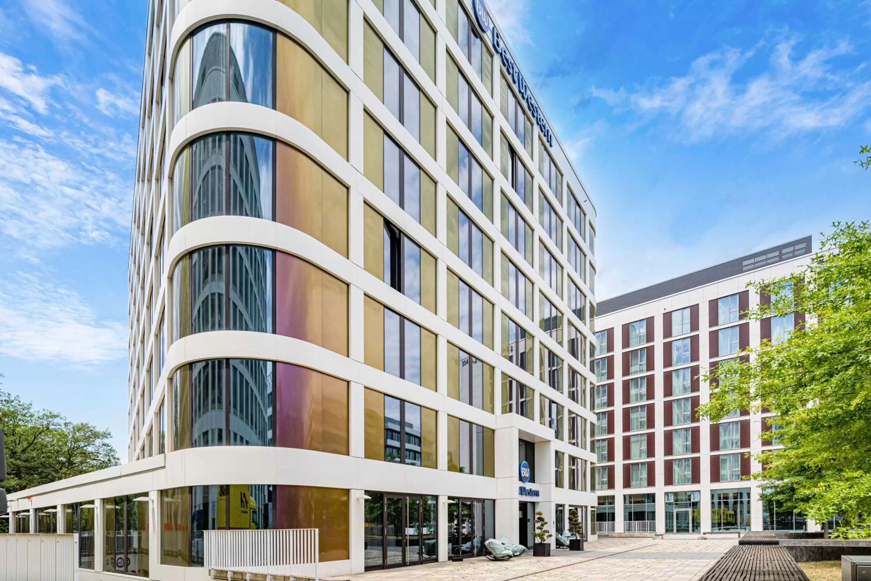 Property building in Best Western Hotel Airport Frankfurt