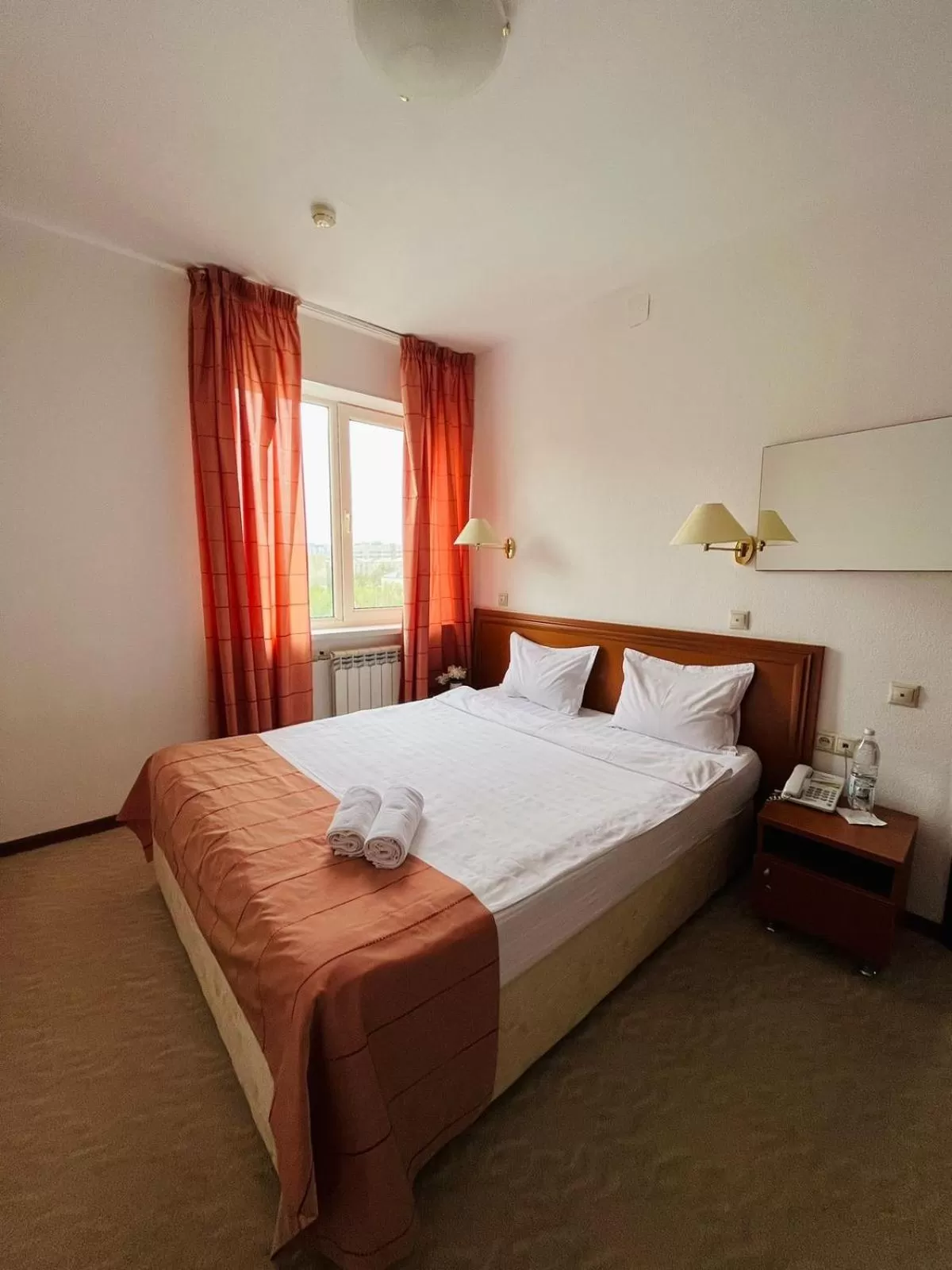 Photo of the whole room, Bed in Tengri Hotel